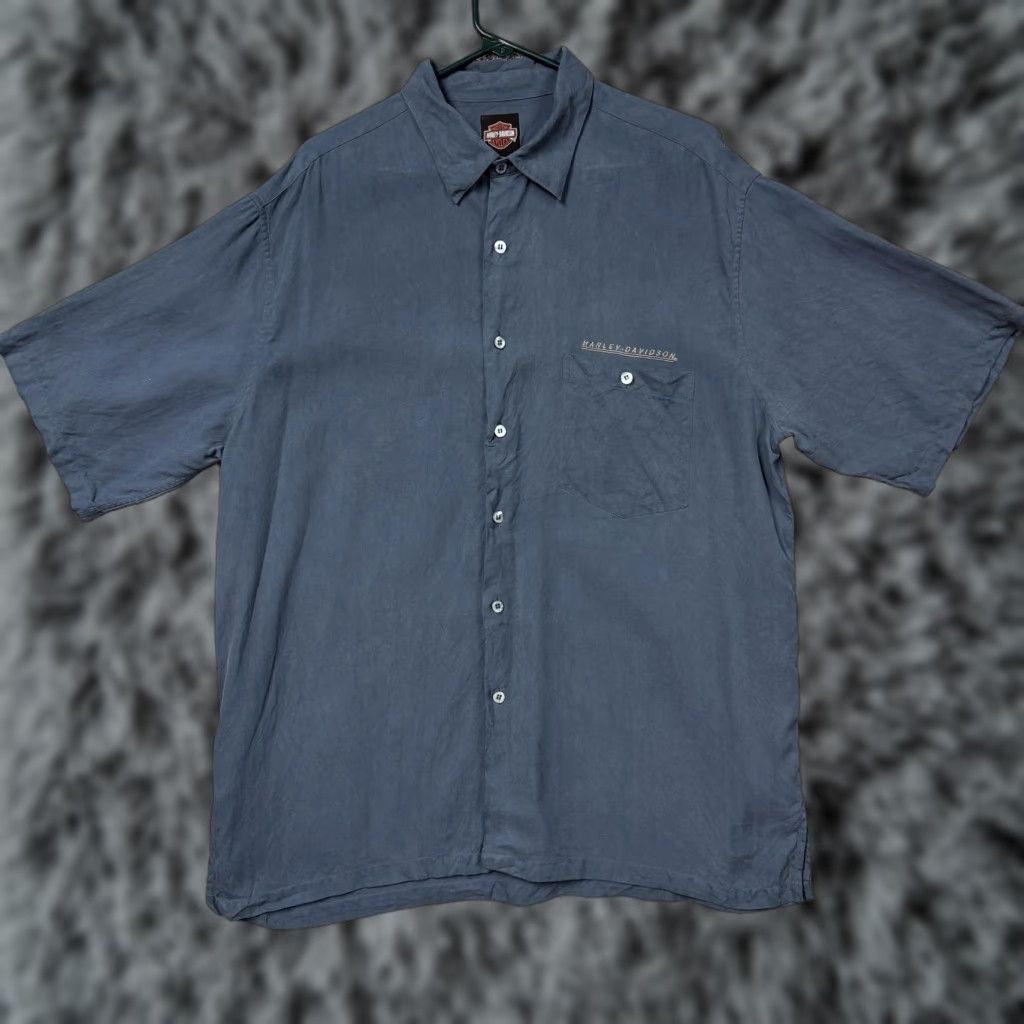 Harley Davidson VINTAGE Harley-Davidson Shirt XL Blue Silk Button-Up Short Sleeve Mens 100% Silk Embroidered Pocket Motorcycle Size US XL / EU 56 / 4 - 1 Thumbnail