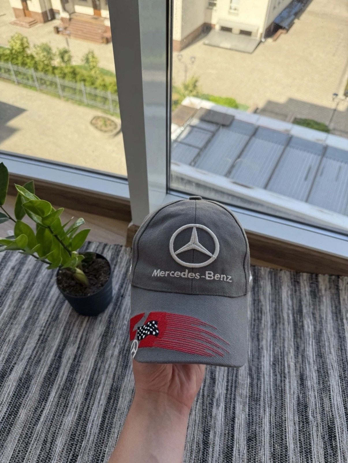Mercedes-Benz MERCEDES-BENZ VINTAGE 90s RACING SNAPBACK CAP GRAY FORMULA 1 Size ONE SIZE - 1 Thumbnail