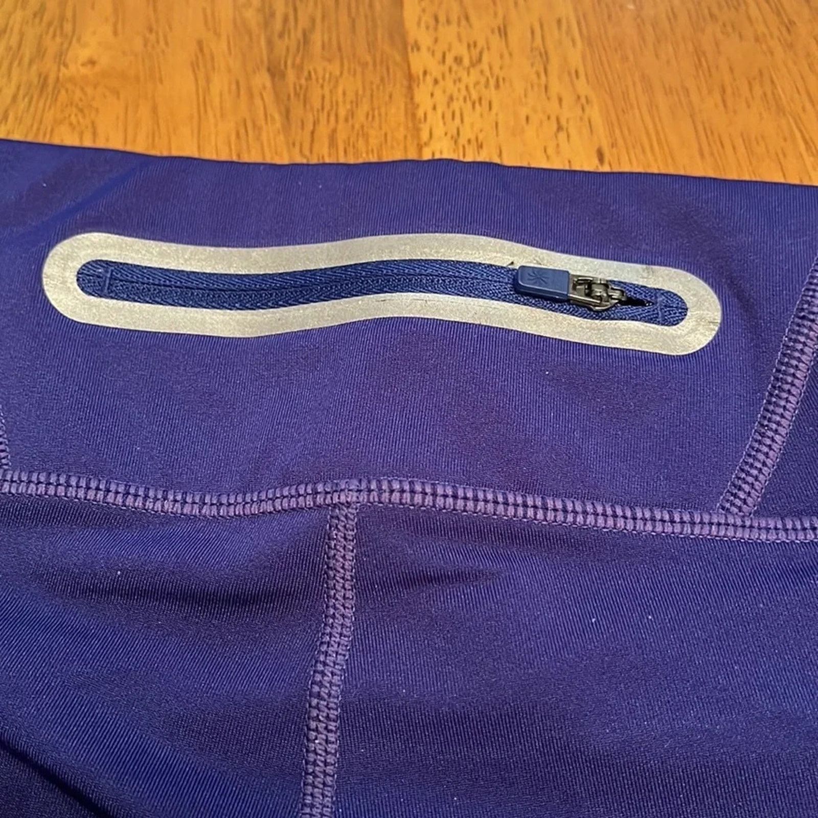 Athleta Athleta Donny Hybrid Capri leggings, women’s size XS Size 26" / US 2 / IT 38 - 5 Thumbnail