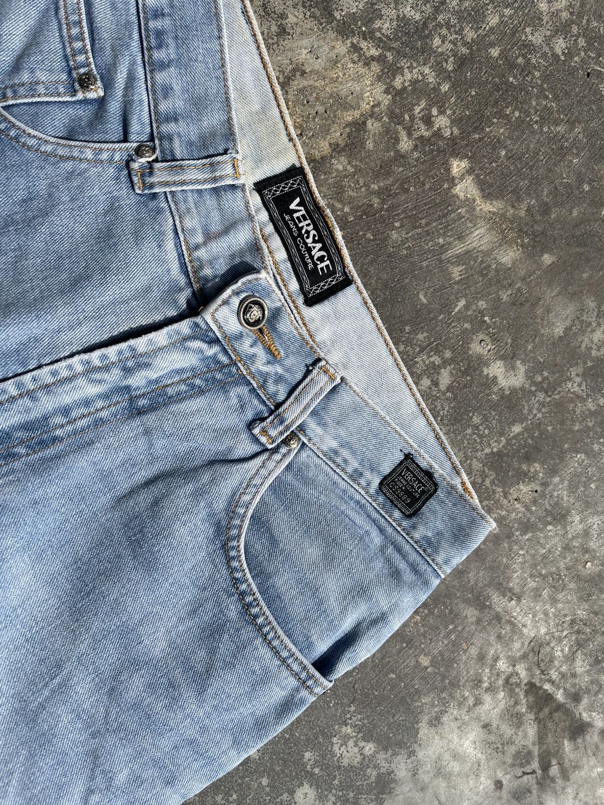 Versace × Versace Jeans Couture × Vintage Vintage Versace Jeans Couture Size US 30 / EU 46 - 5 Thumbnail
