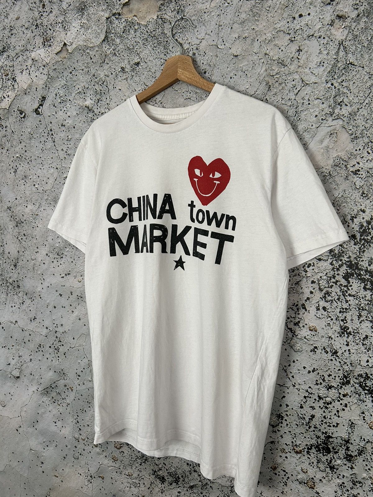 Market Chinatown Market Graphic Tee Heart Streetwear Hype Vintage Size US L / EU 52-54 / 3 - 2 Thumbnail