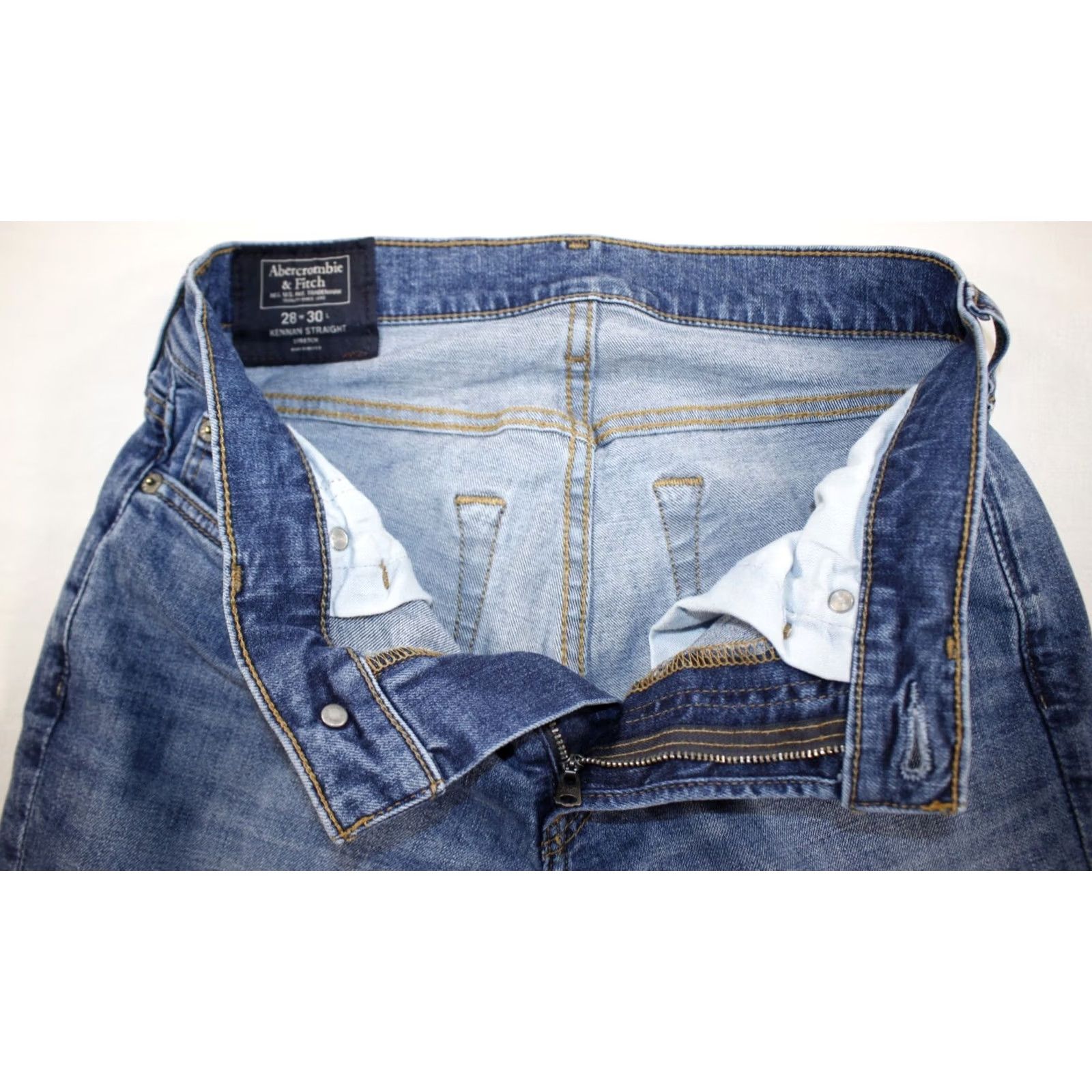 Abercrombie & Fitch Abercrombie & Fitch Jeans Men's 28x30 Kennan Straight Stretch Distressed Med Wash Size US 28 / EU 44 - 5 Thumbnail