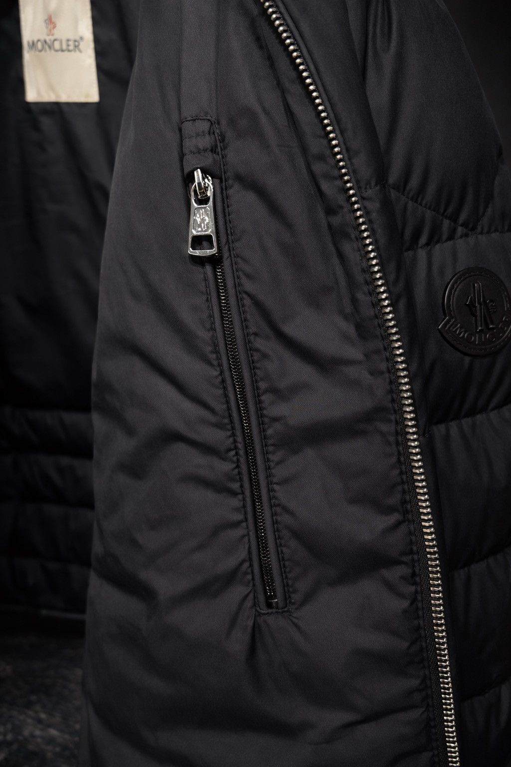 Moncler Moncler Arneb Light Down Jacket size 4 - black (+ guarantee) Size US M / EU 48-50 / 2 - 9 Thumbnail