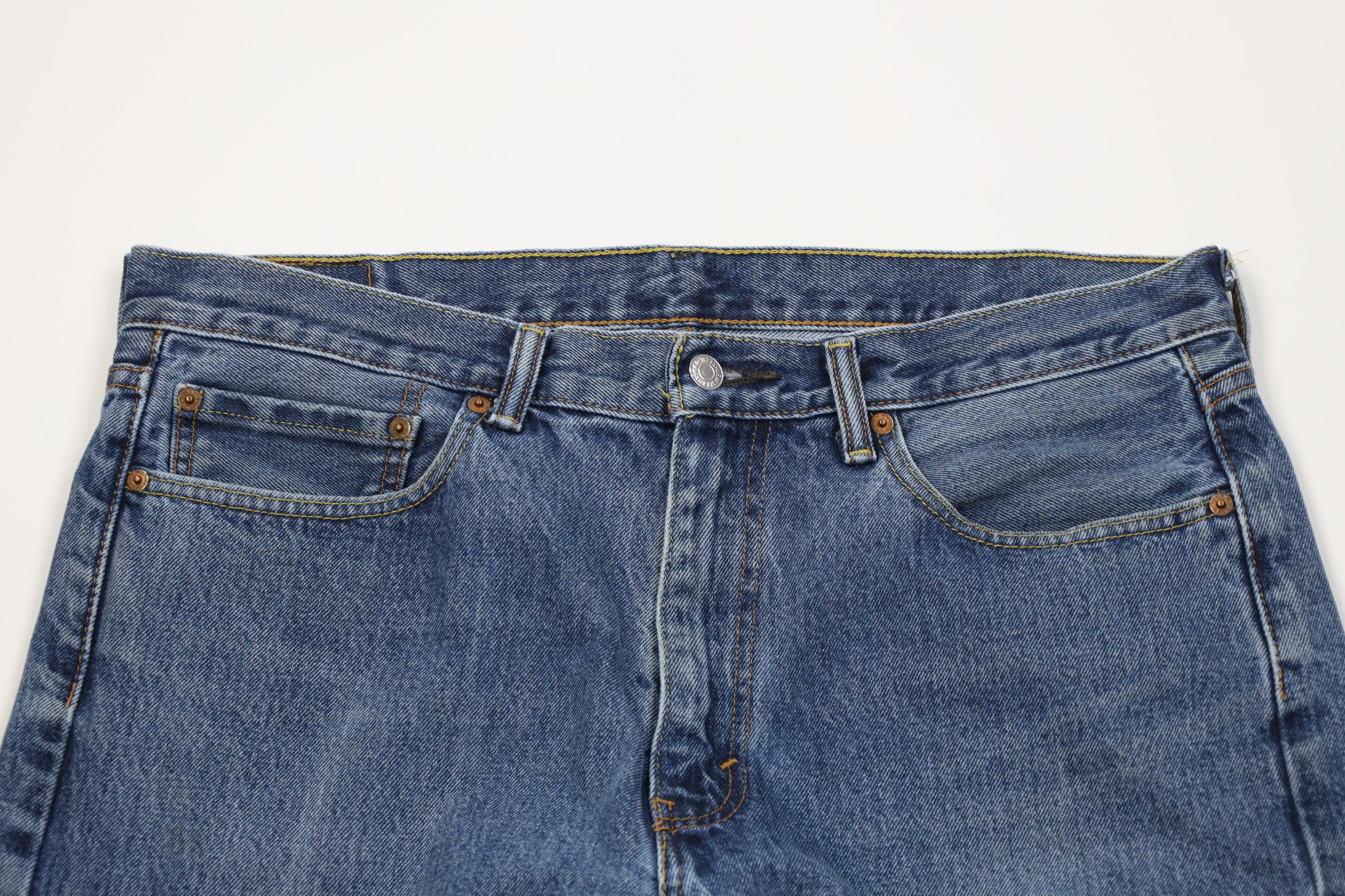 Levi's Vintage Y2K Levis 505 Regular Straight Leg Denim Jeans Size US 36 / EU 52 - 2 Thumbnail