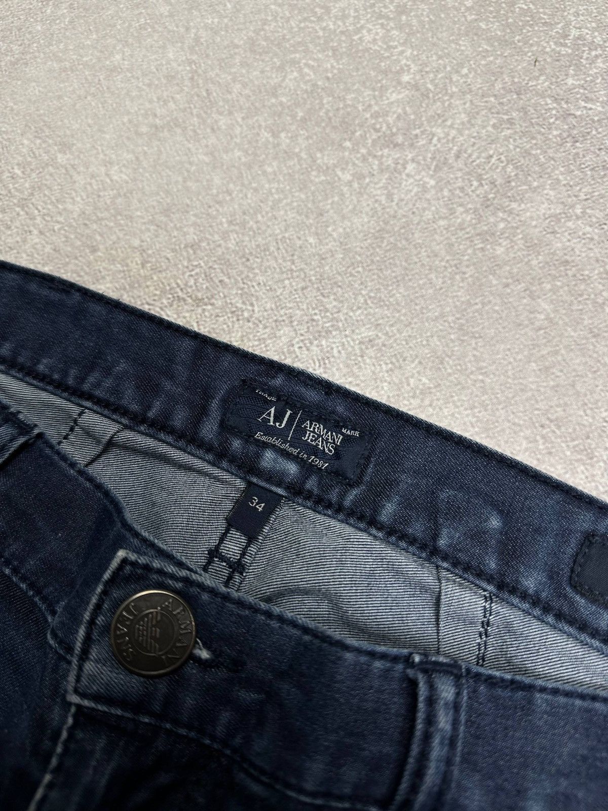 Armani Vintage Armani Metal Back Logo Baggy Jeans Slim Pants 32 Size US 34 / EU 50 - 8 Thumbnail