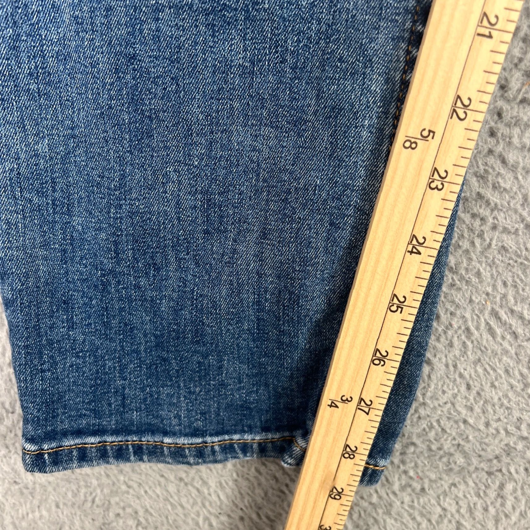 Levi's Levi's 559 Jeans Men's 31x28 Blue Denim Relaxed Straight Leg Vintage Grunge Style 559 Mens Jeans Size US 31 - 2 Thumbnail
