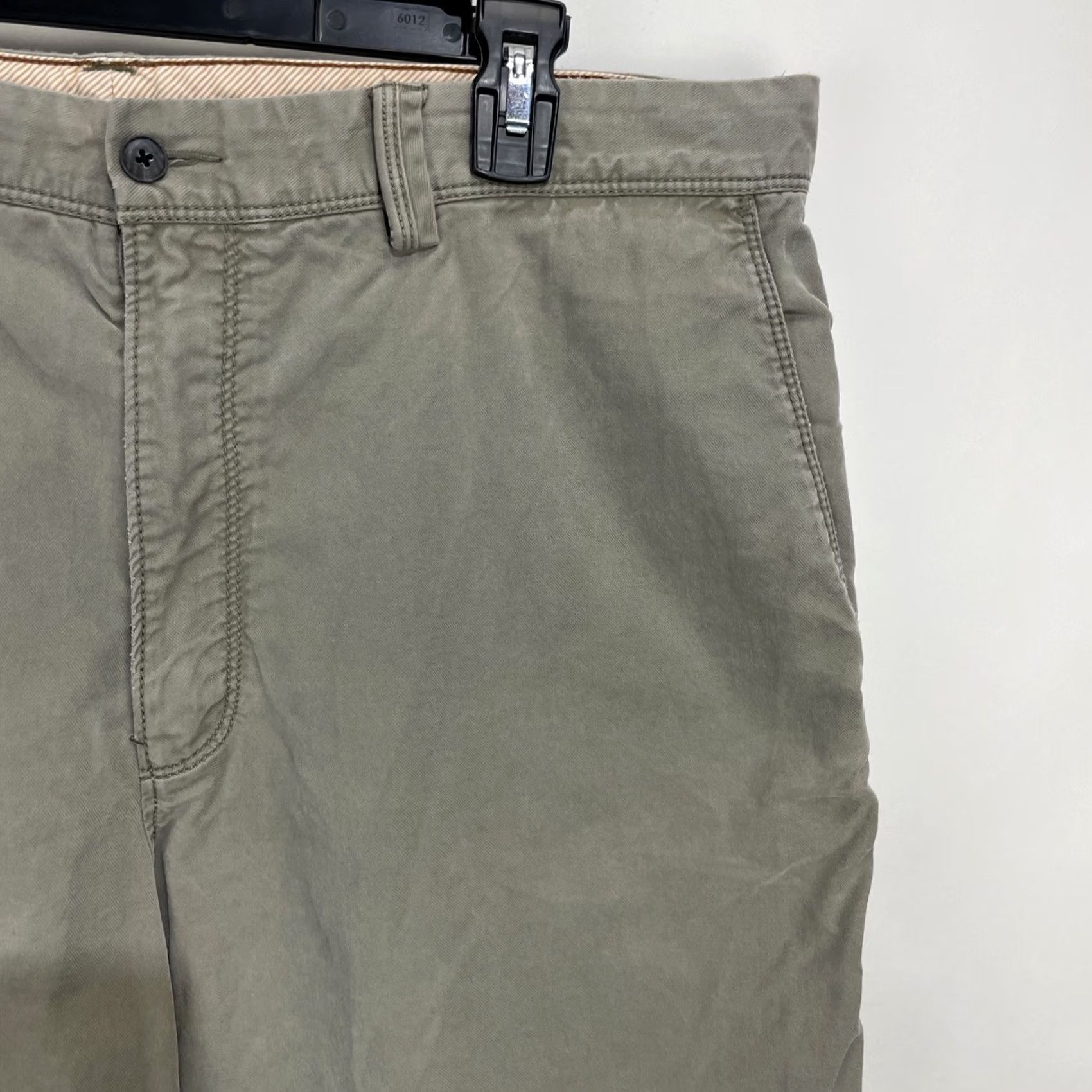 Tommy Bahama Tommy Bahama Shorts Mens 38 Grey Green Cotton Regular Fit Chino Relax Stretch Size US 38 / EU 54 - 3 Thumbnail