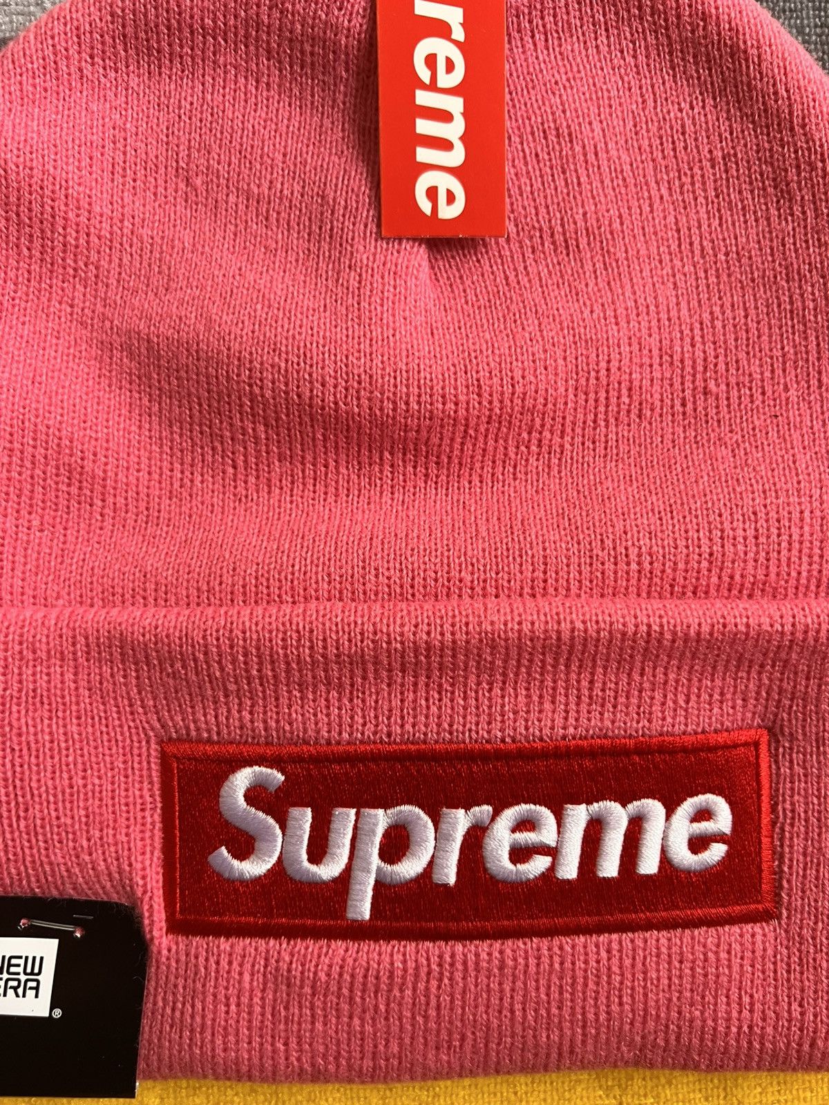 Supreme Supreme® / New Era Box Logo Beanie – Magenta (FW25) pink red Size ONE SIZE - 3 Thumbnail