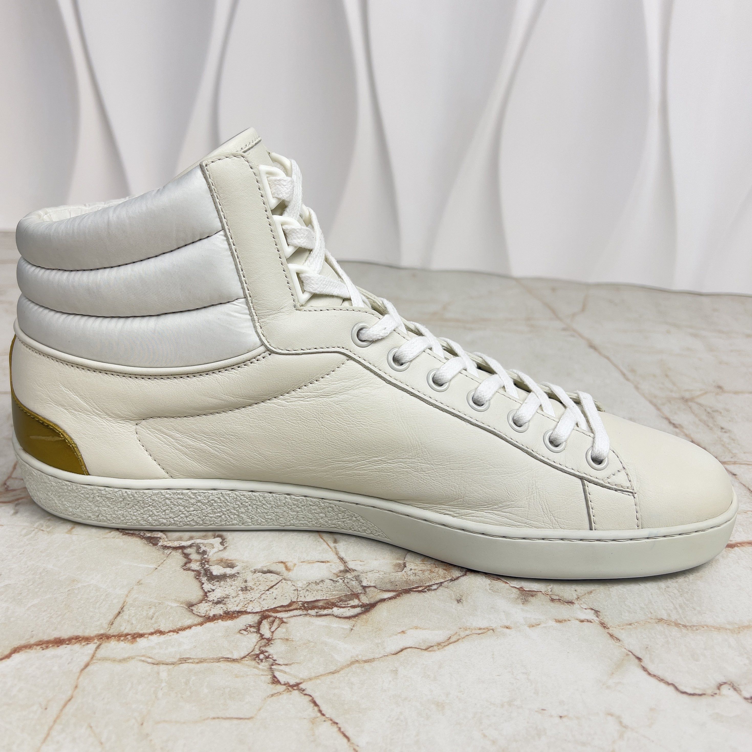 Gucci Ace Band Graphic Print Sneakers Calfskin White Size US 10.5 / EU 43-44 - 15 Thumbnail