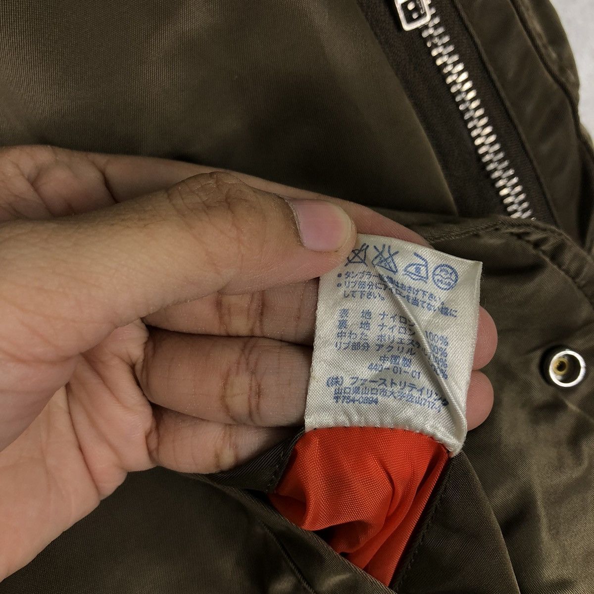 Japanese Brand 🔥90’s RIOT RIOT BOMBER JACKET MILITARY UNIQLO JAPAN Size US M / EU 48-50 / 2 - 15 Thumbnail