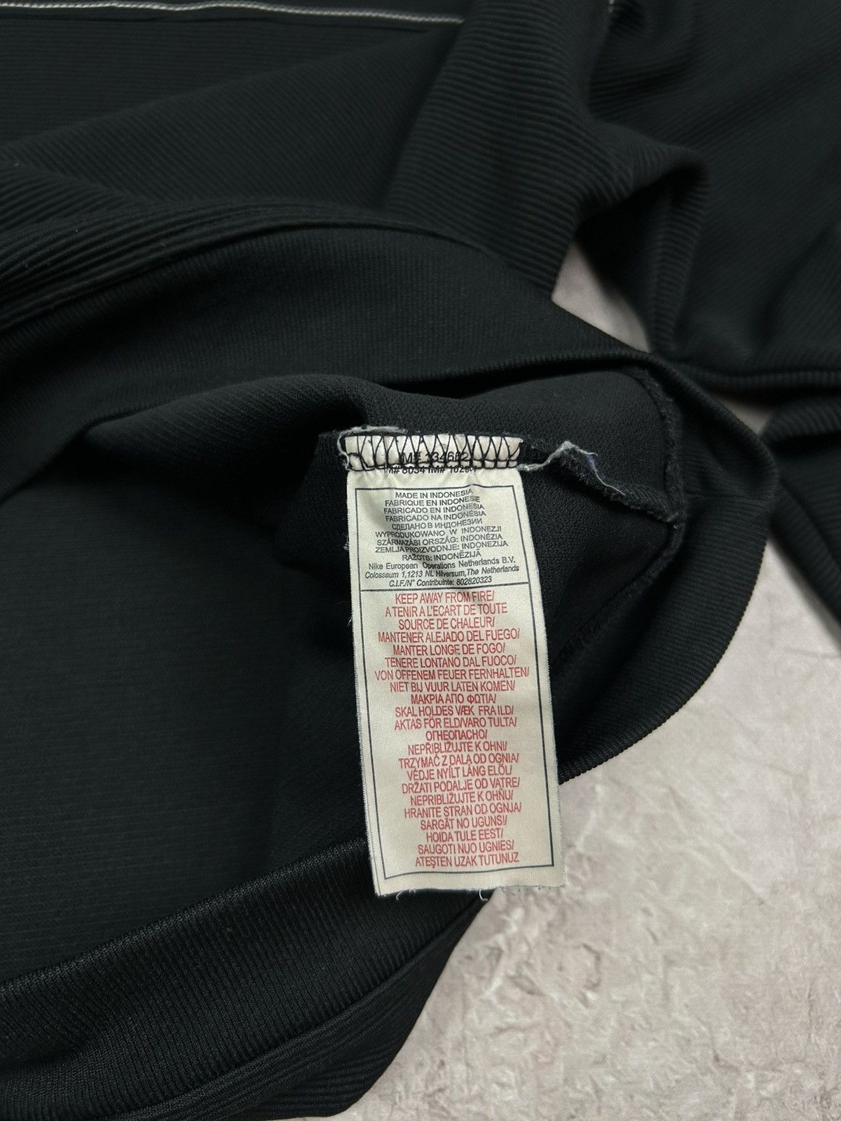 Nike × Vintage Vintage Nike Sweatshirt Y2K Size US L / EU 52-54 / 3 - 4 Thumbnail