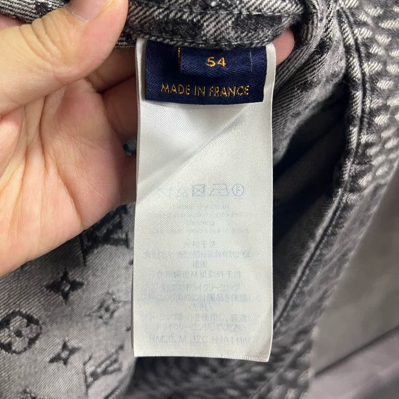 Louis Vuitton Louis Vuitton Black presbyopic full-print patchwork casual Size US L / EU 52-54 / 3 - 3 Thumbnail
