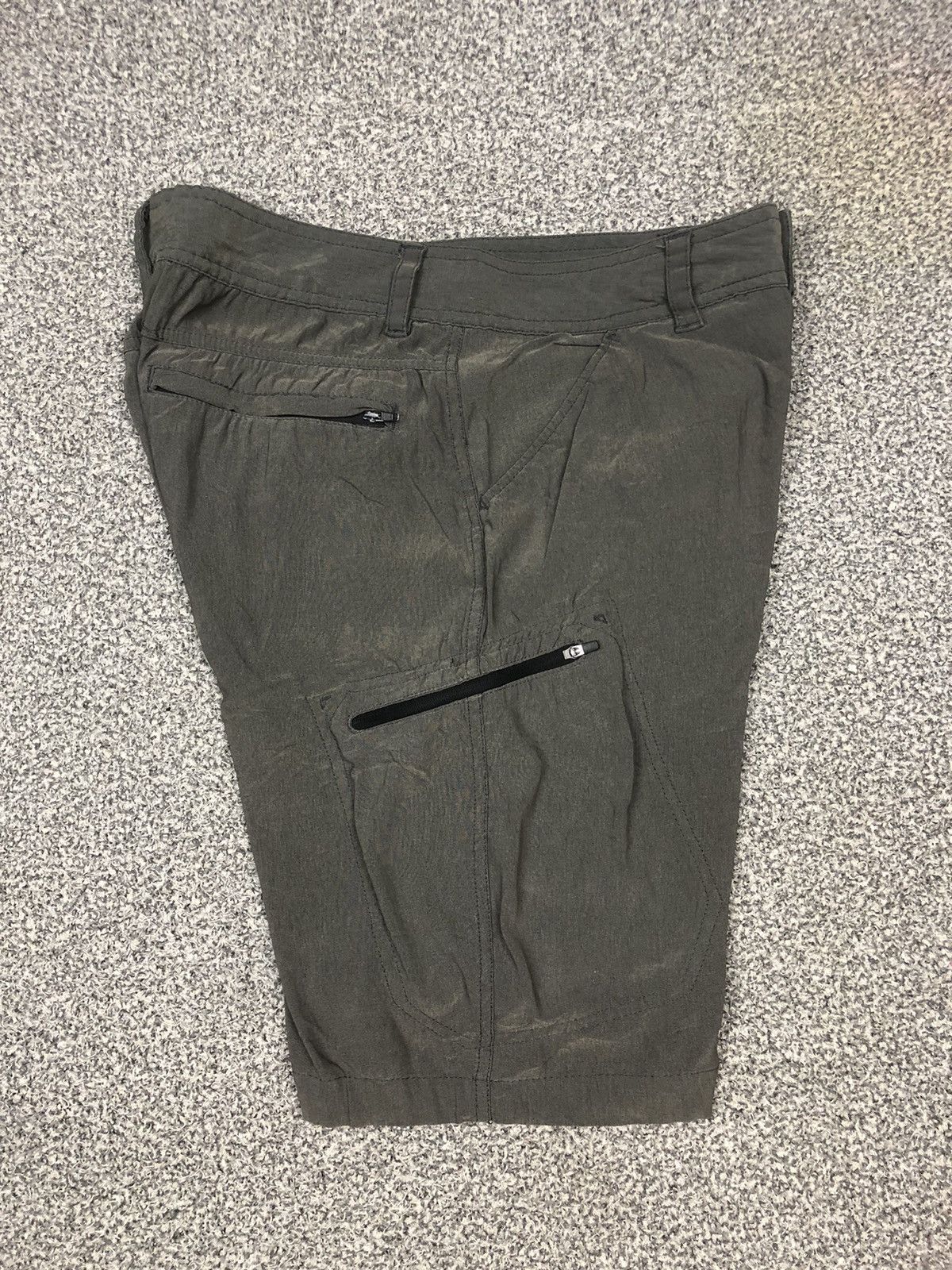 Carhartt × Japanese Brand × Vintage Vintage Y2K Gerry Outdoor 6 Pocket Shortpants Size US 32 / EU 48 - 15 Thumbnail