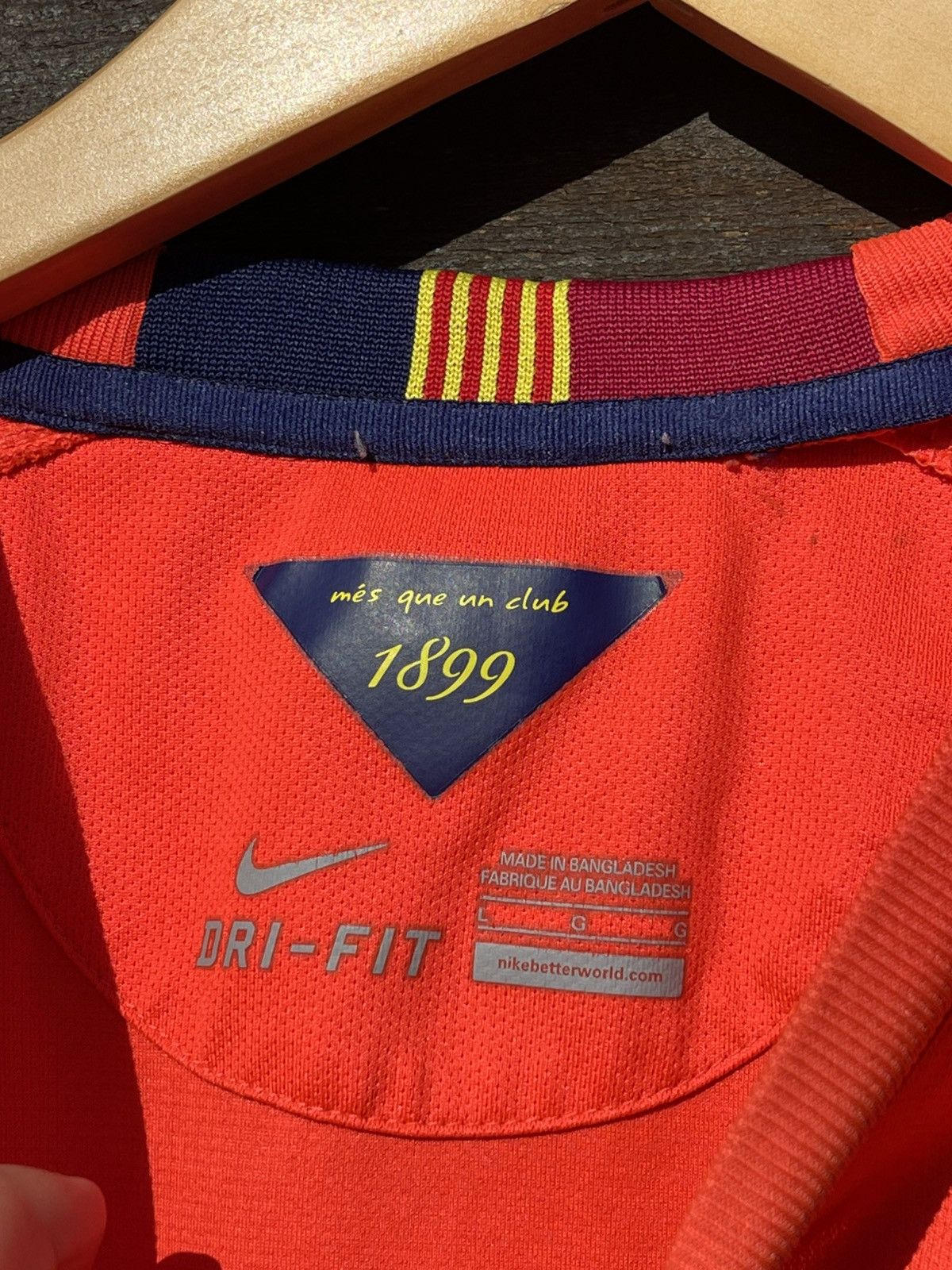 Nike 2014 Nike Barcelona Acid Soccer Jersey Vintage Size US L / EU 52-54 / 3 - 9 Thumbnail