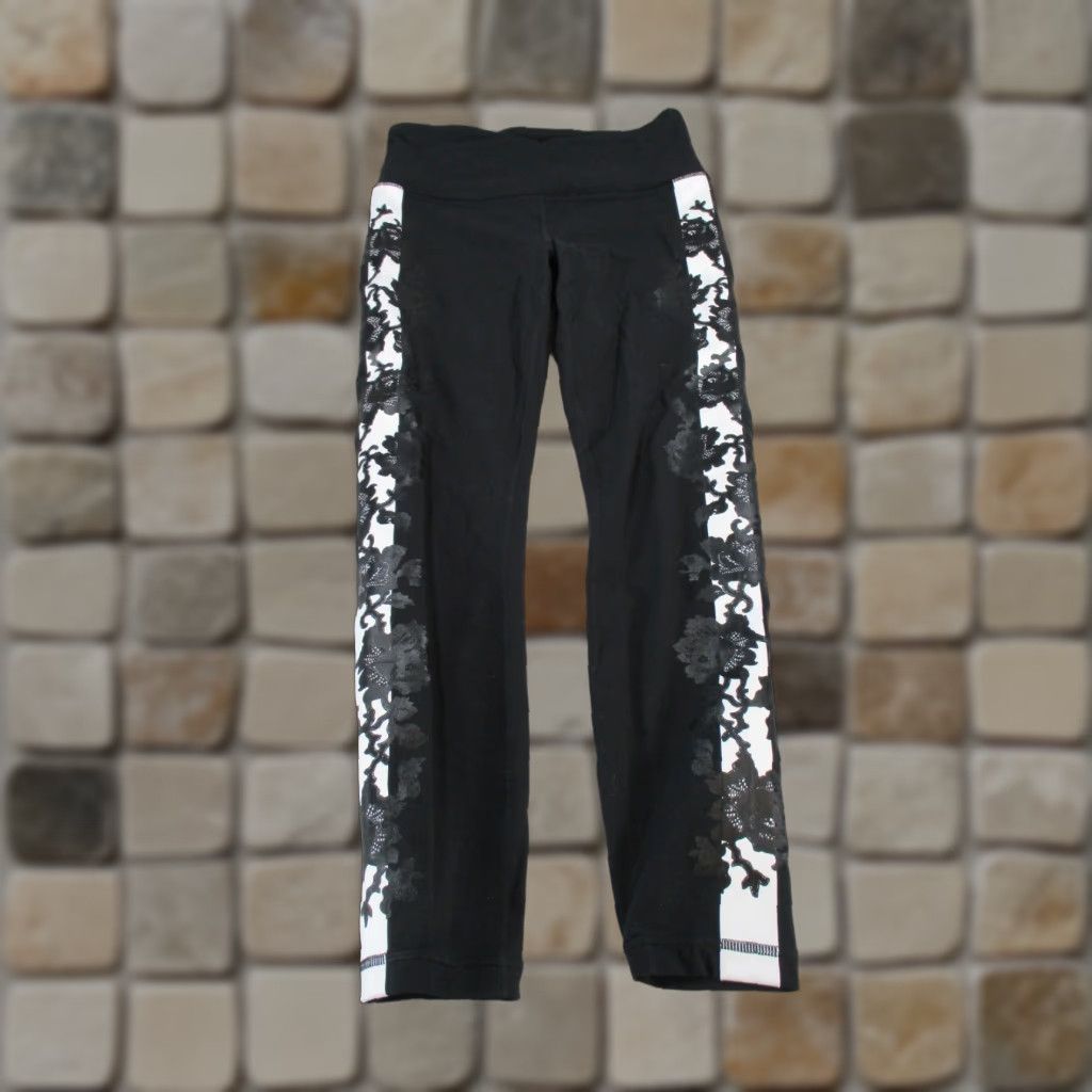Athleta Athleta Leggings Womens S Elation Rose Stripe 7/8 Black & White Cropped Activewear Athleisure Womens Size 28" / US 6 / IT 42 - 1 Thumbnail