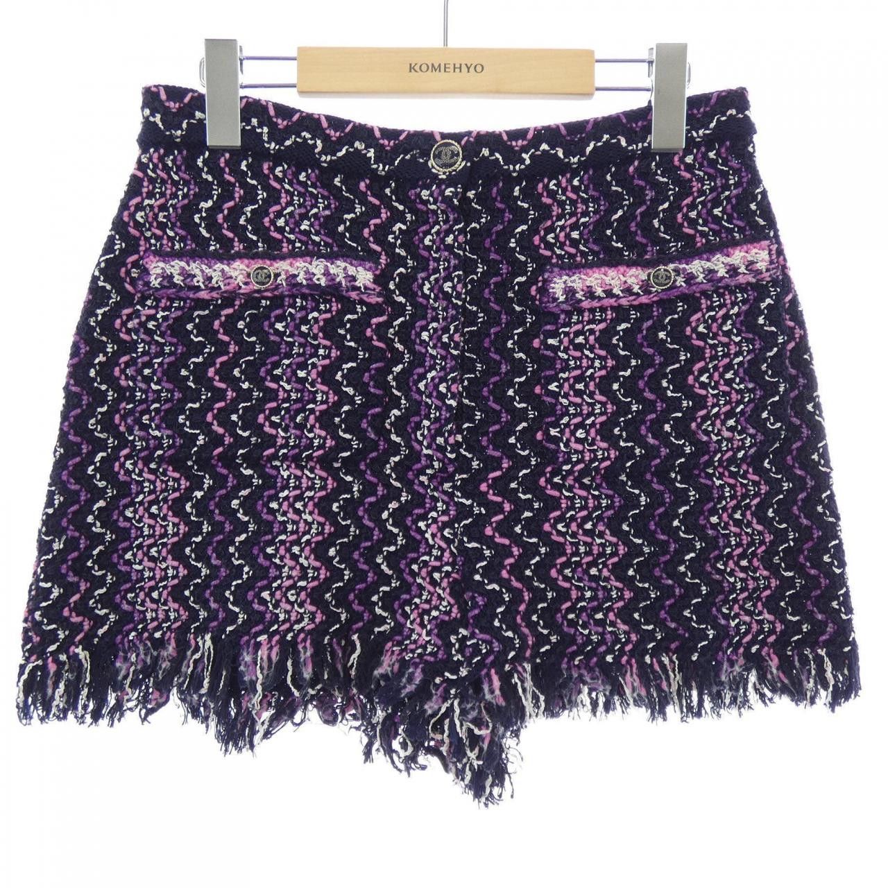 Chanel Chanel Chanel Shorts Textile Shorts P70451K10051 DUTY FREE for USA Size ONE SIZE - 1 Thumbnail