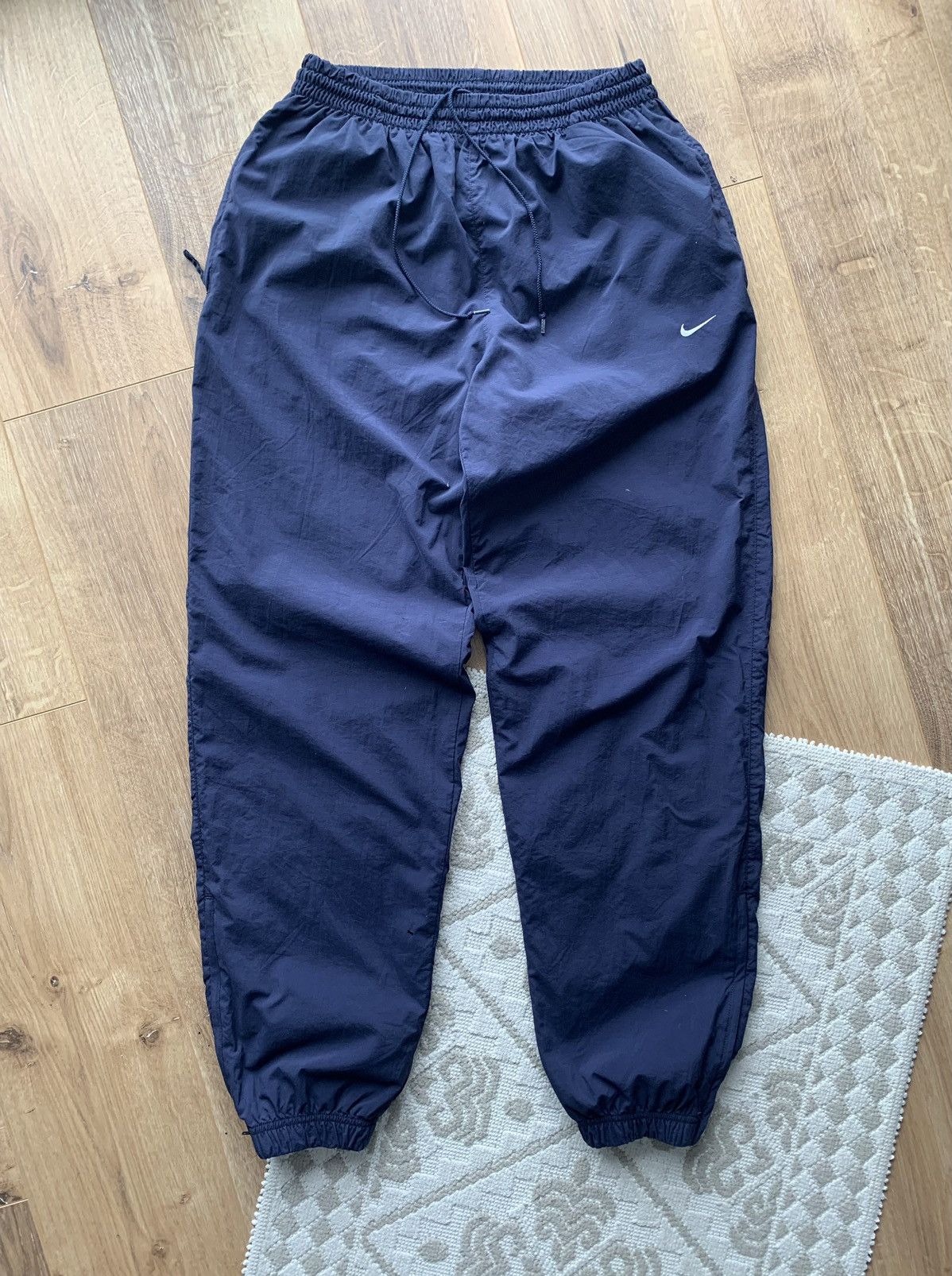 Nike × Vintage Vintage Nike embroidered swoosh sweat pants Size US 32 / EU 48 - 1 Thumbnail