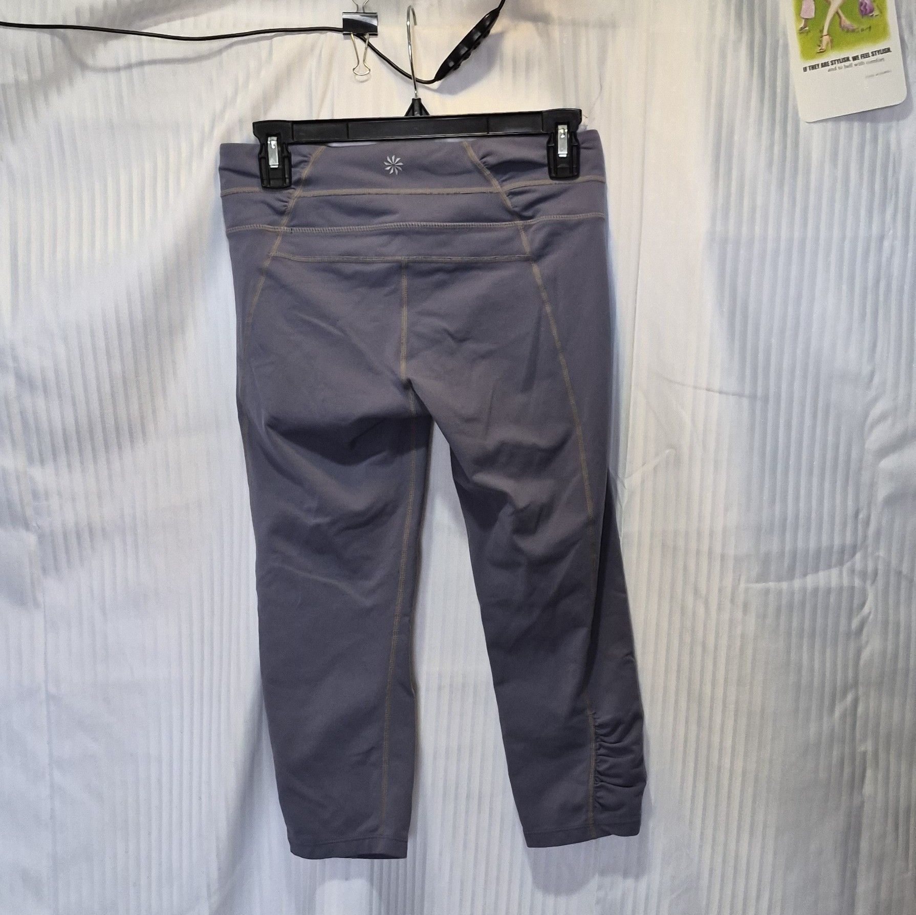 Athleta Athleta Blue Logo Cropped Leggings Size 28" / US 6 / IT 42 - 4 Thumbnail