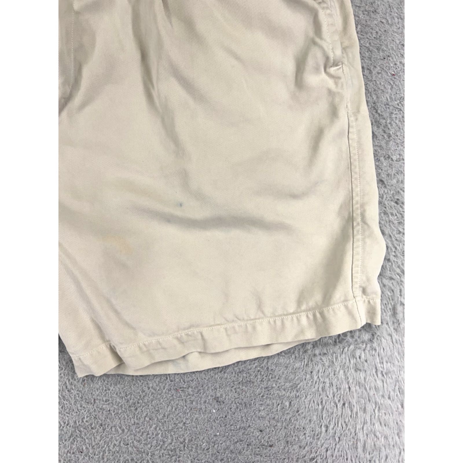 Tommy Bahama Tommy Bahama Shorts Men 36 Beige Silk Cotton Blend Bermuda Pleated 36x8 Mens Size US 36 / EU 52 - 2 Thumbnail
