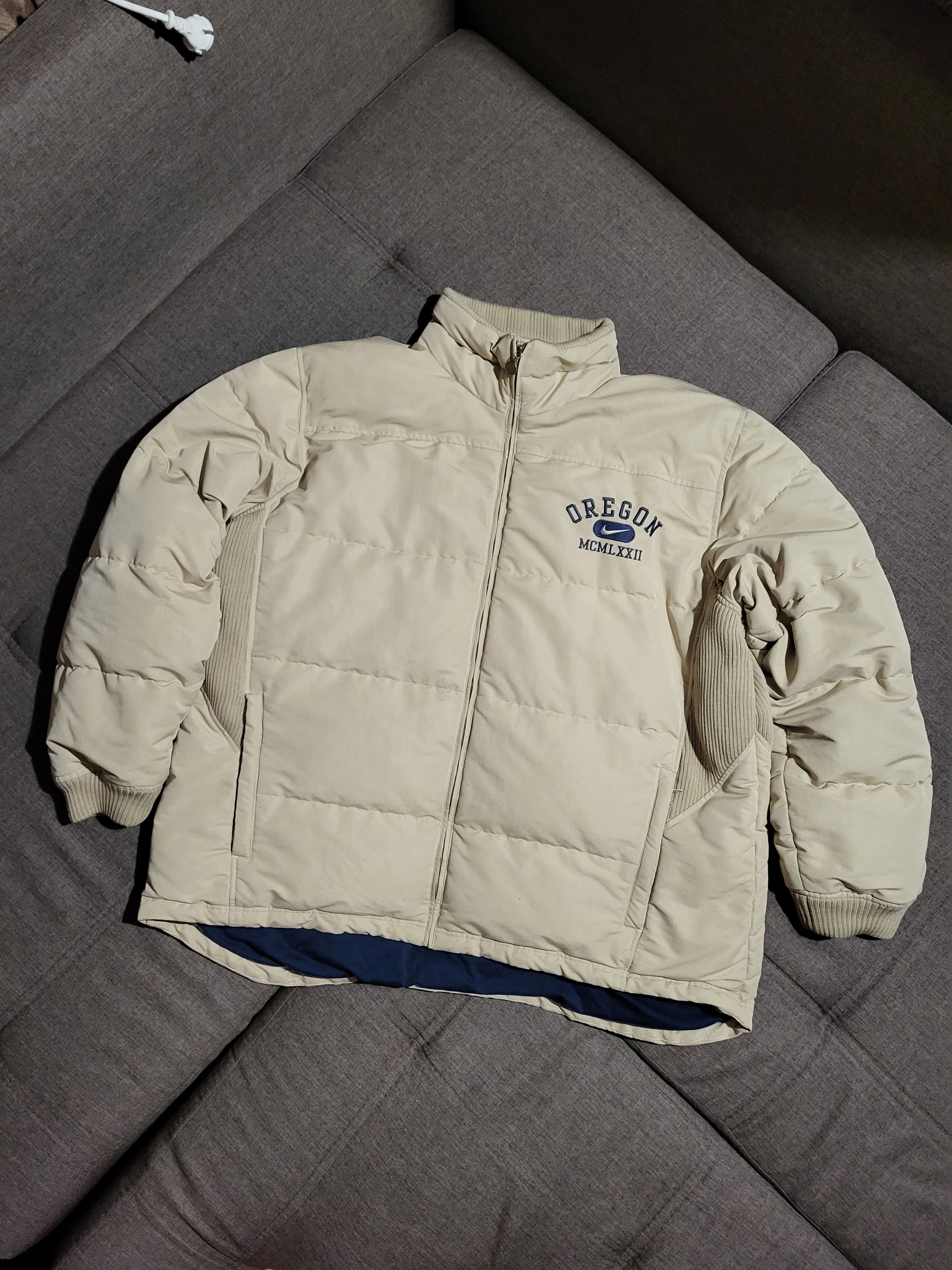 Vintage Nike down jacket OREGON MCMLXXII