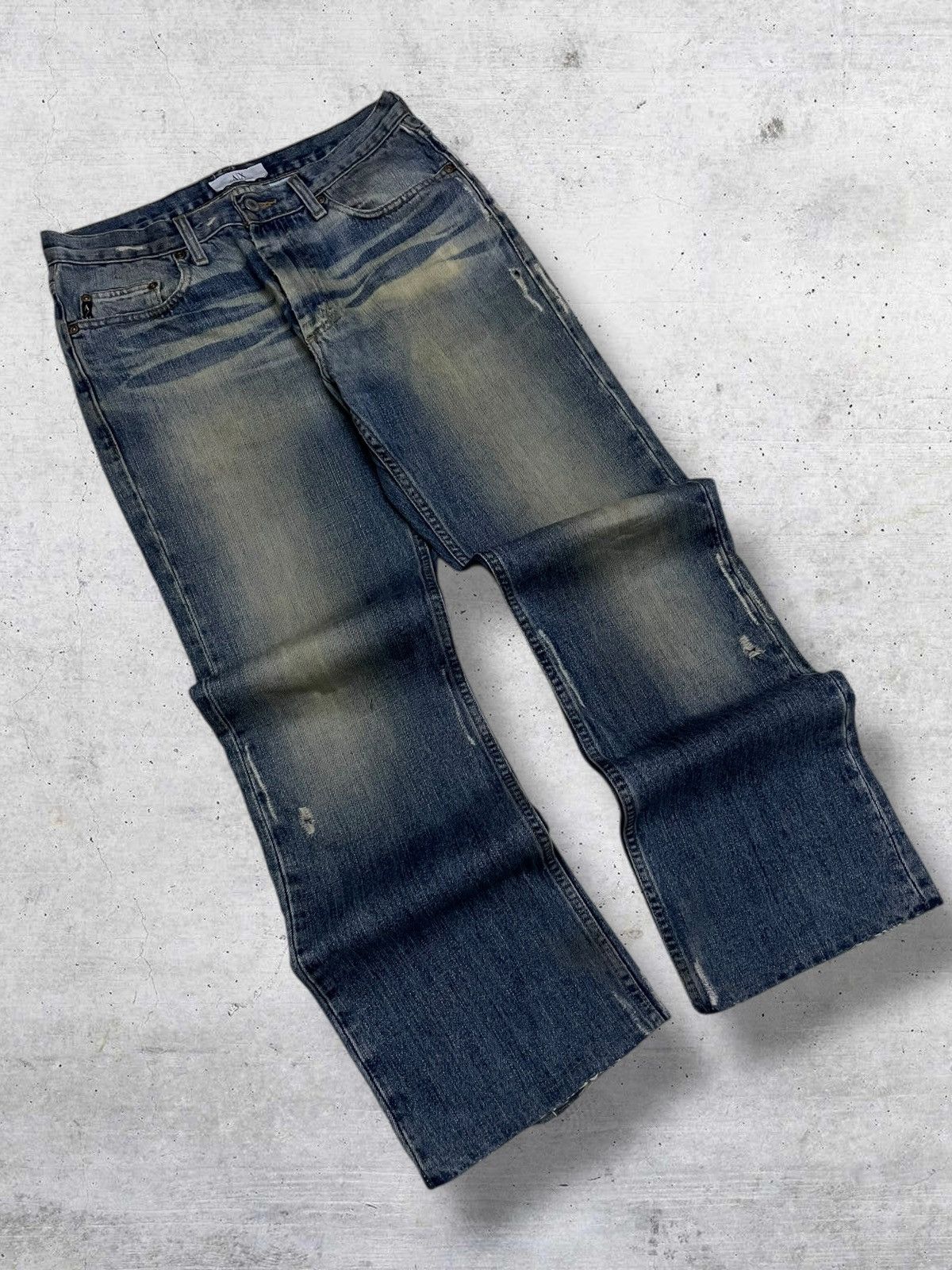 Armani Exchange VINTAGE ARMANI EXCHANGE FAMOUS DESIGNER DISTRESSED MUDWASH Size US 30 / EU 46 - 2 Thumbnail
