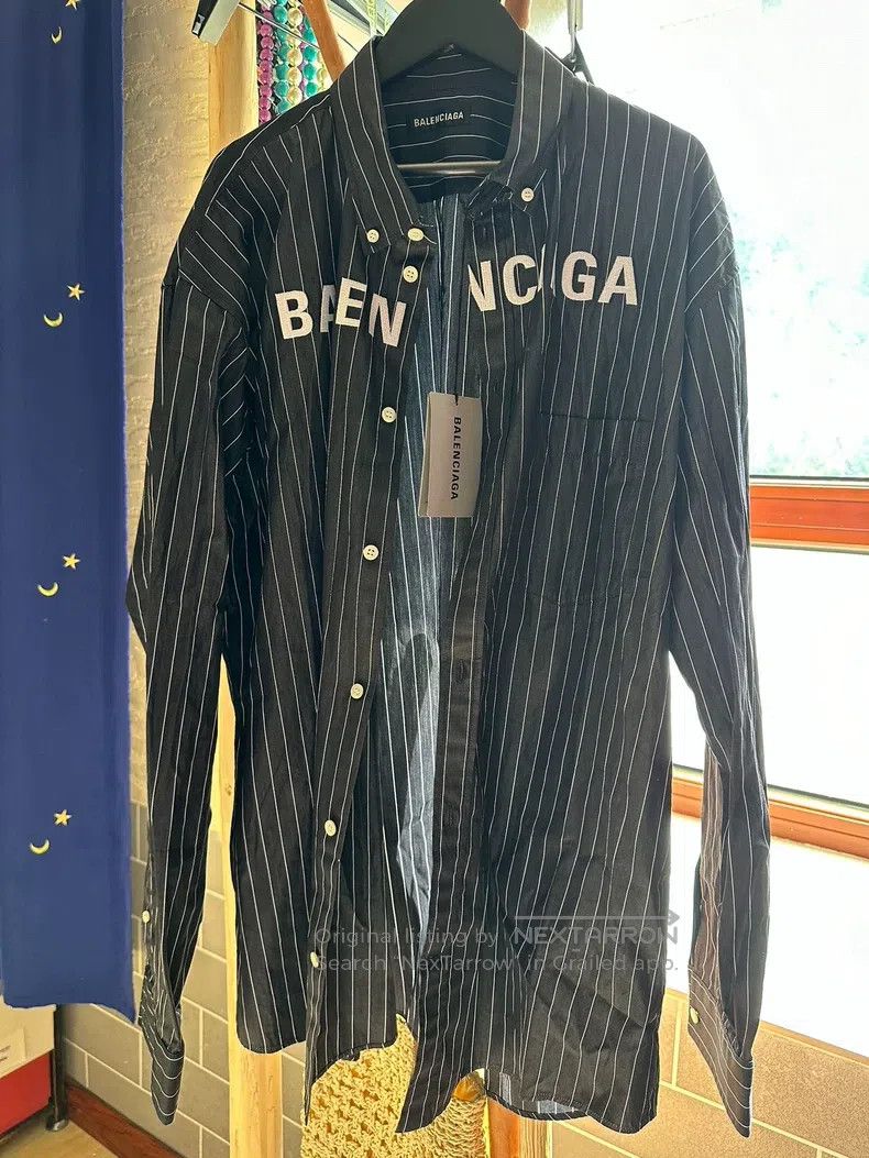 Balenciaga Balenciaga Pop-Up Full Embroidered Logo Black Long Sleeve Size US XXS / EU 40 - 1 Thumbnail