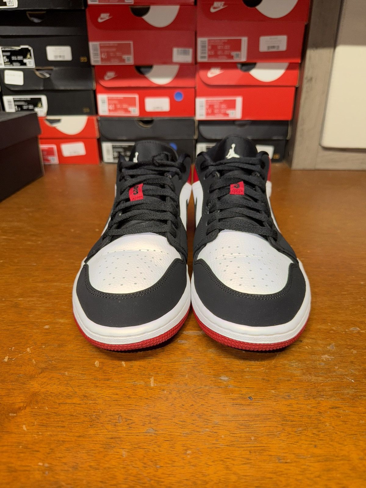 Nike Air Jordan 1 Low Black Toe size 12 Size US 12 / EU 45 - 8 Thumbnail