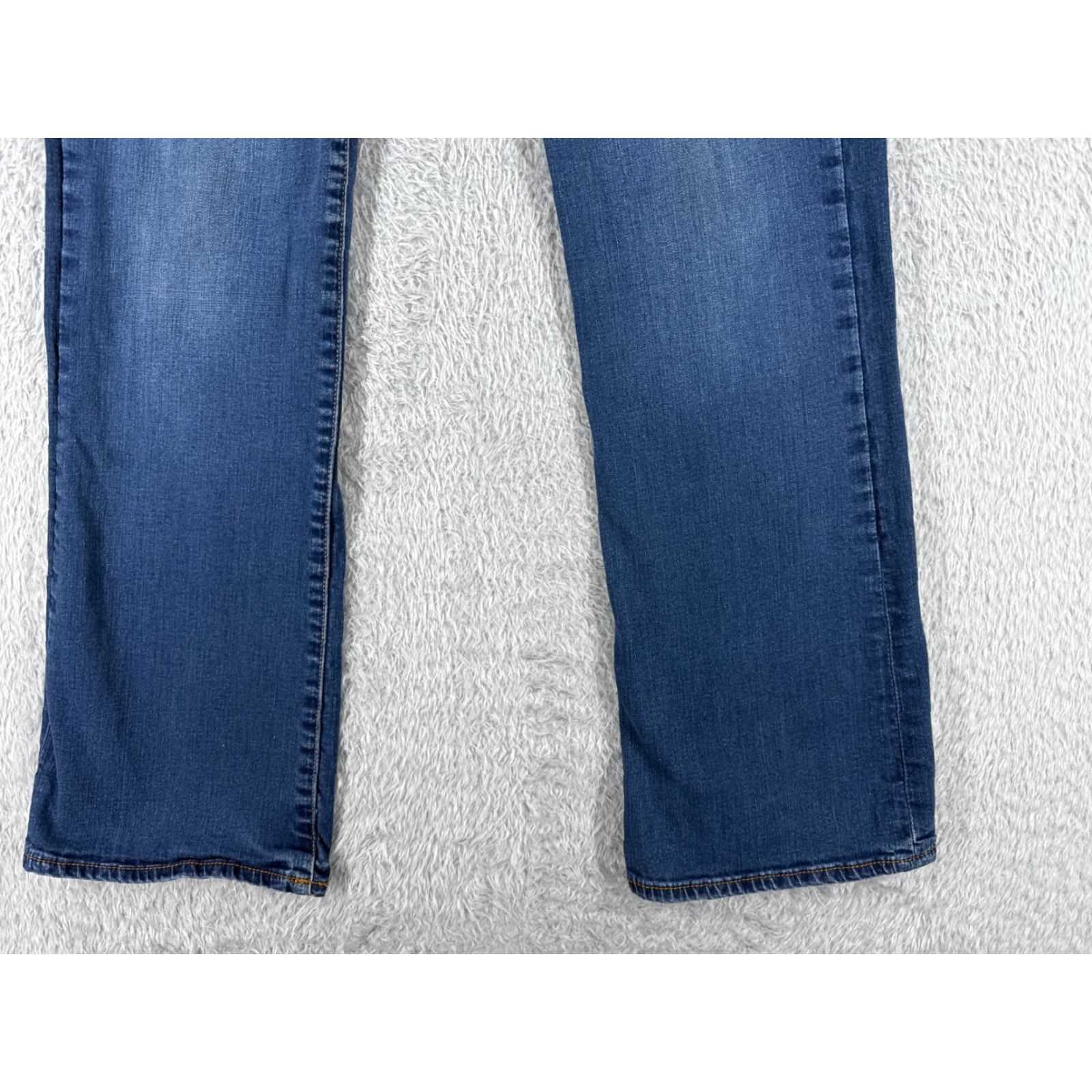 Lucky Brand VINTAGE Lucky Brand Jeans Womens Blue Denim 30x30 Bootcut Low Rise Cotton 10 Regular 5-Pocket Womens Mens? Size 32" / US 10 / IT 46 - 2 Thumbnail