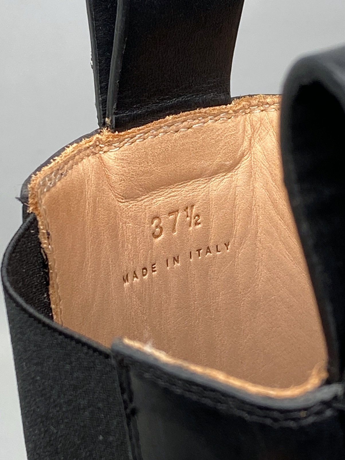 Bottega Veneta Bottega Veneta Lug Sole Leather Boots size 37.5 Size US 7.5 / IT 37.5 - 10 Thumbnail