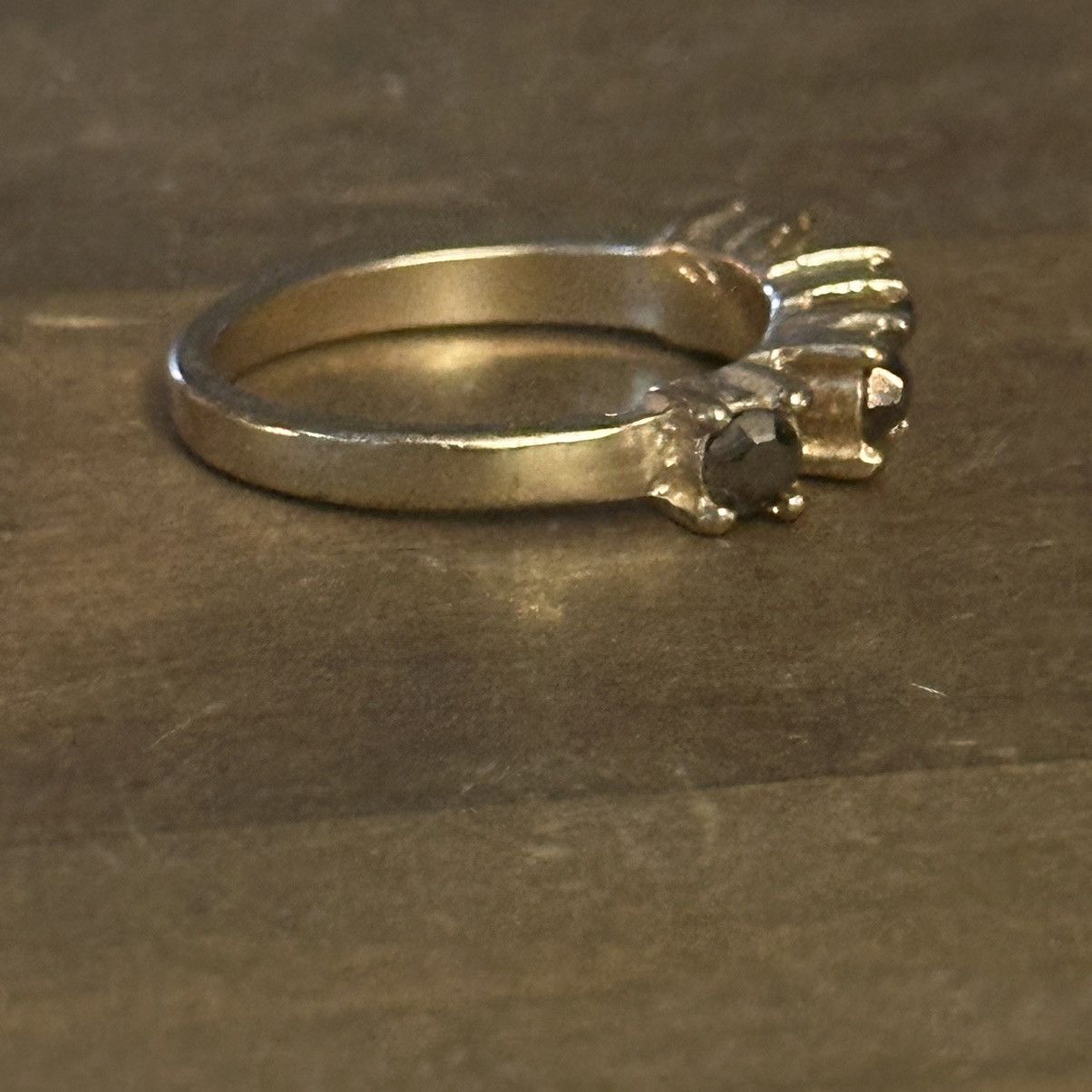 Vintage Vintage black crystal stone ring Size ONE SIZE - 8 Thumbnail