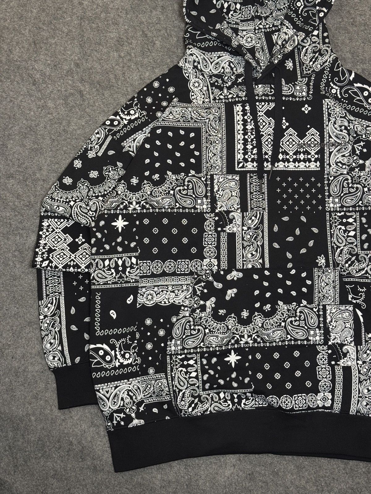 DC DC Shoes Men's Old School Ph hoodie. Size US L / EU 52-54 / 3 - 3 Thumbnail