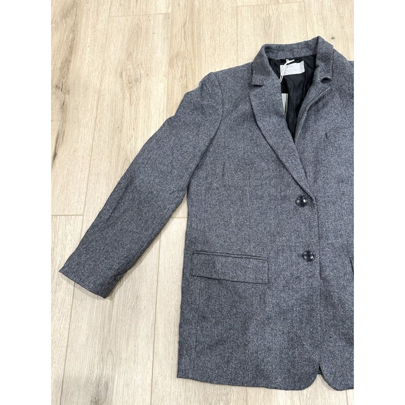 Everlane NWT Everlane Gray Herringbone The Oversized Single Breasted Blazer Wool Size 10 Women Jacket Blazer Size L / US 10 / IT 46 - 4 Thumbnail