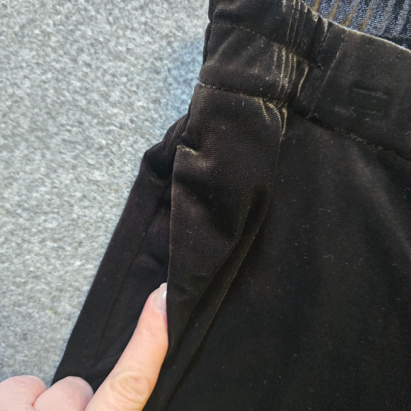 Old Navy Old Navy Pants Womens XL Black Velour Wide-Leg Cropped Pull On Holiday Casual Size 40" / US 18 - 3 Thumbnail