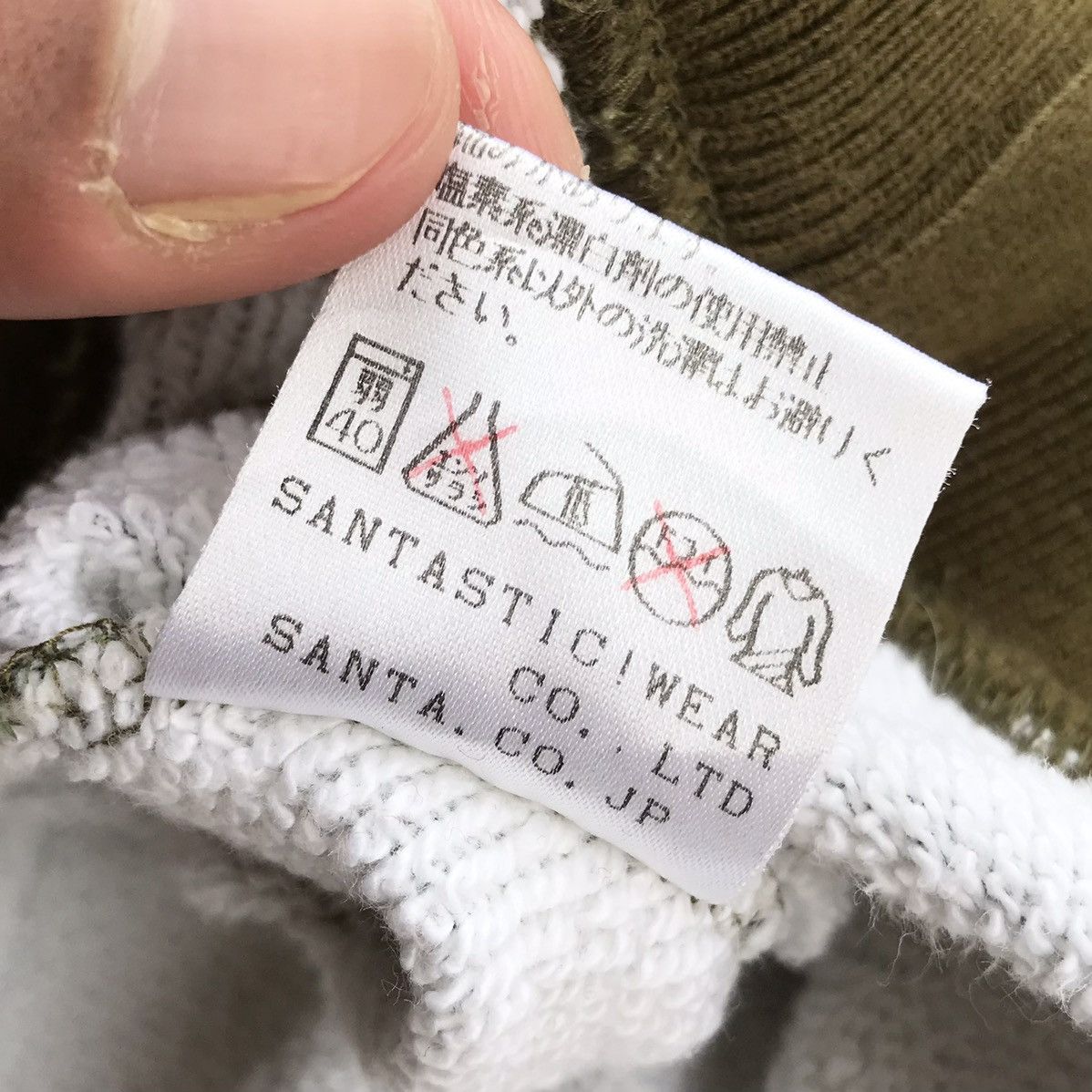 Hiroshi Fujiwara 2000's Santastic ! " APE SARU " Camouflage Crewneck Size US M / EU 48-50 / 2 - 10 Thumbnail