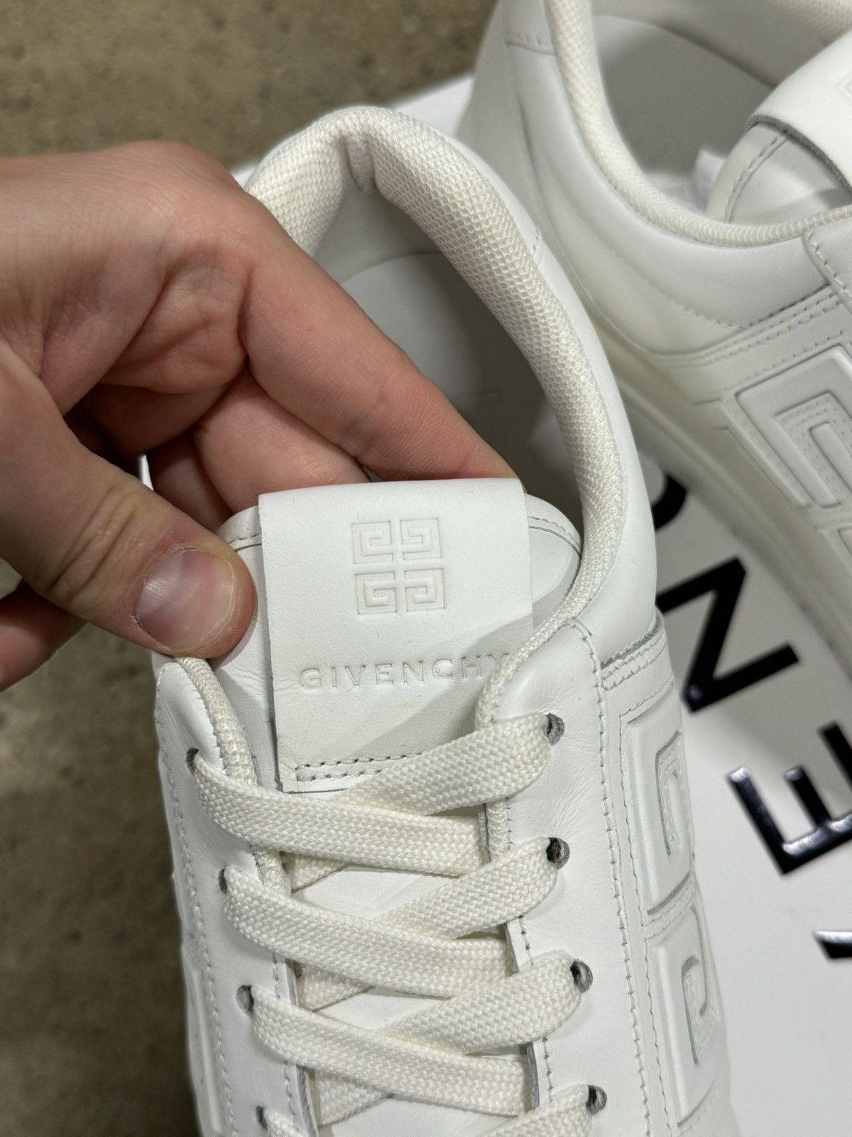 Givenchy Givenchy G4 Leather Sneaker NEW 900$ Size US 11 / EU 44 - 4 Thumbnail
