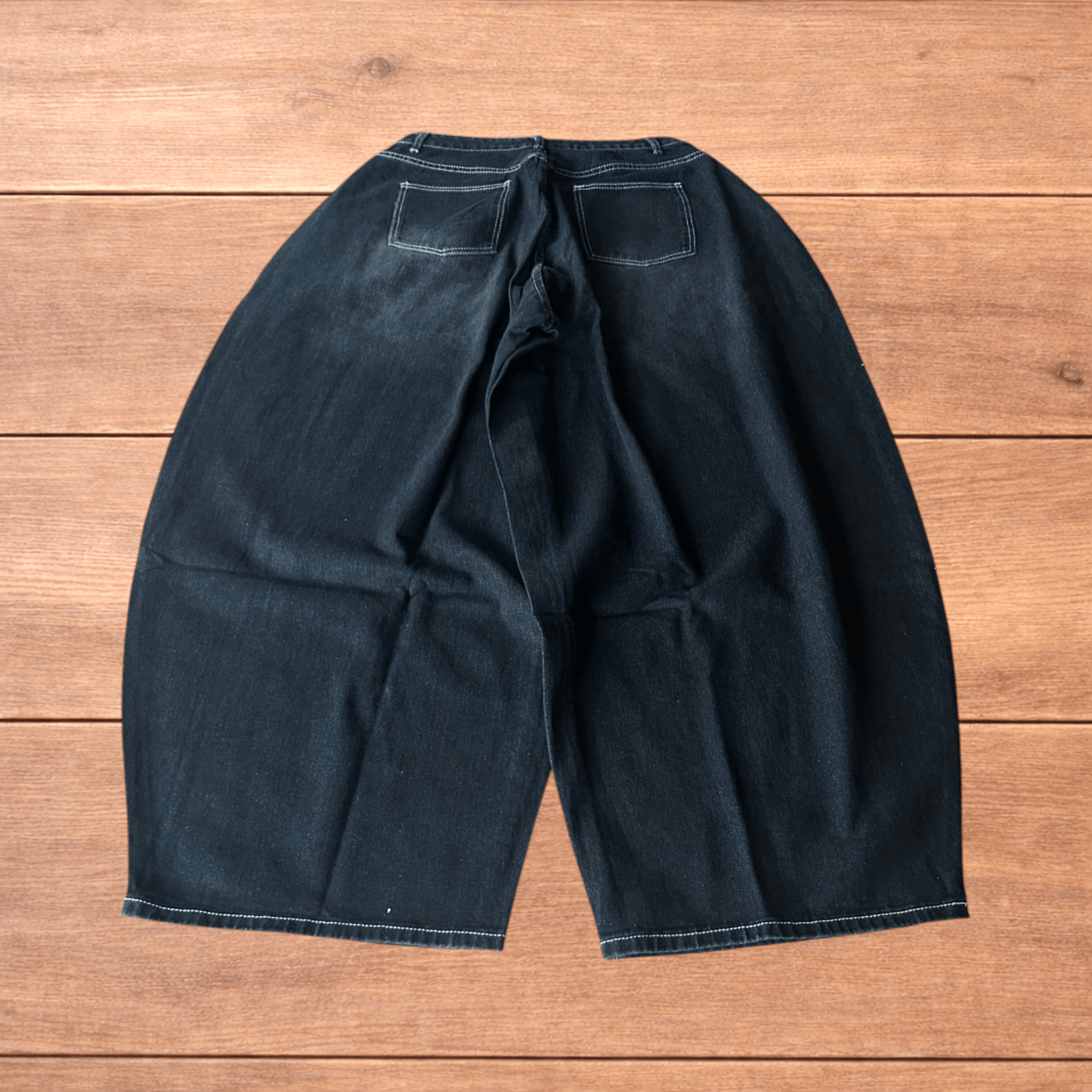 Japanese Brand Super baggy wide leg balloon fit jeans in washed black. Size US 30 / EU 46 - 2 Thumbnail