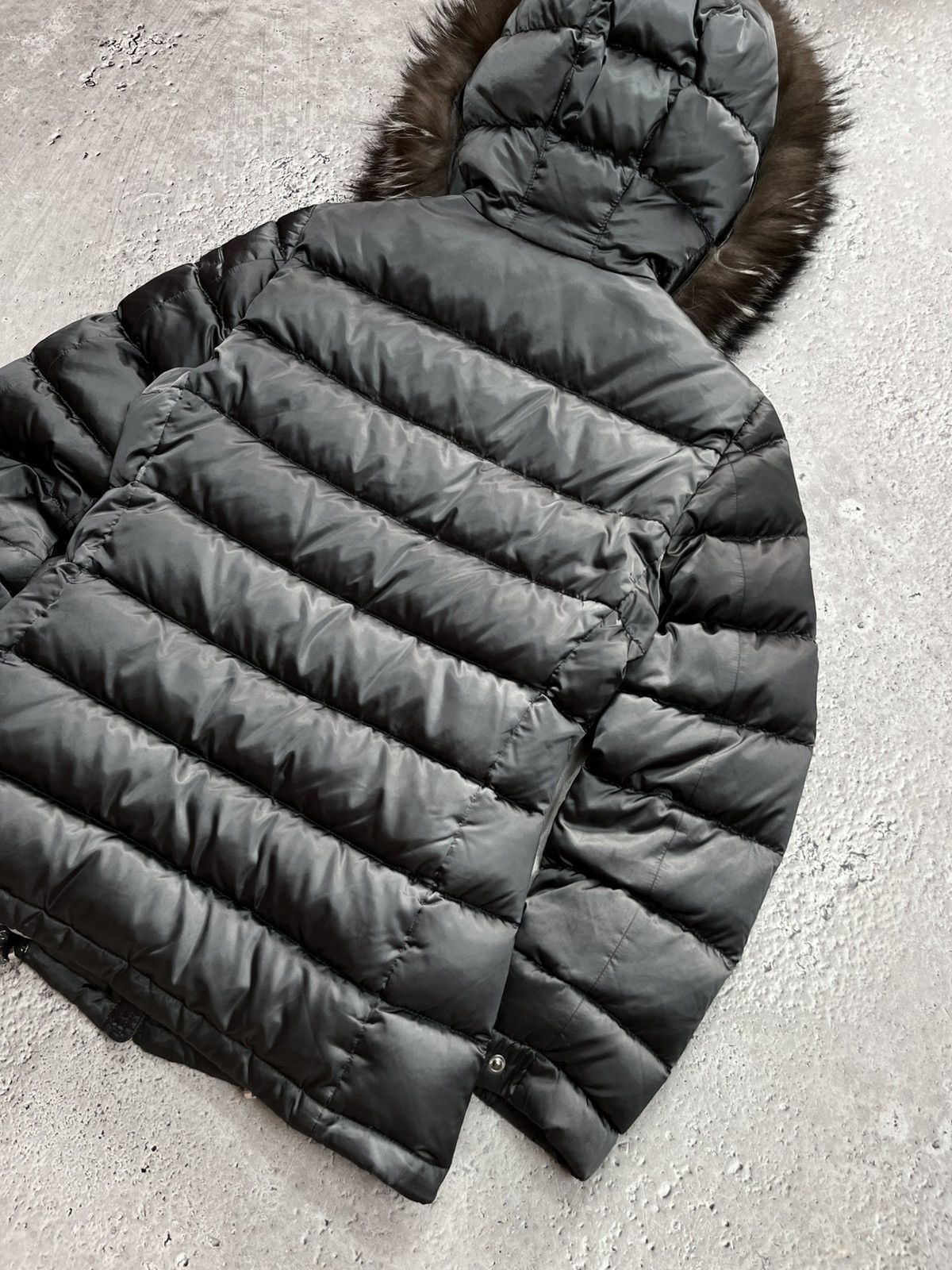 Prada Prada Down Jacket Fur Hood Puffer Coat Size 38 Coat Size S / US 4 / IT 40 - 19 Thumbnail