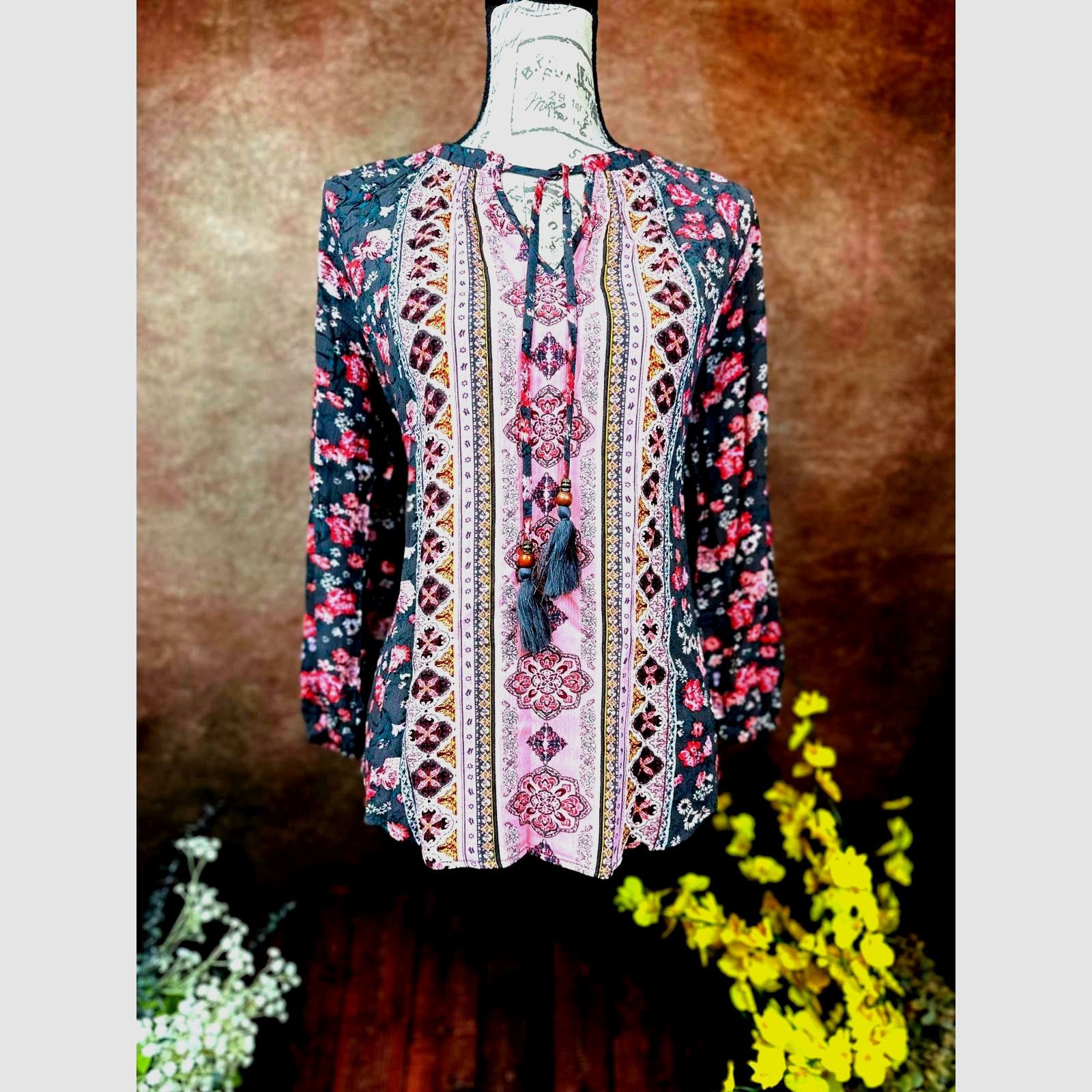 Other Mason & Belle Casey Tassel Detail Blouse Gray/Pink size S Size S / US 4 / IT 40 - 5 Thumbnail