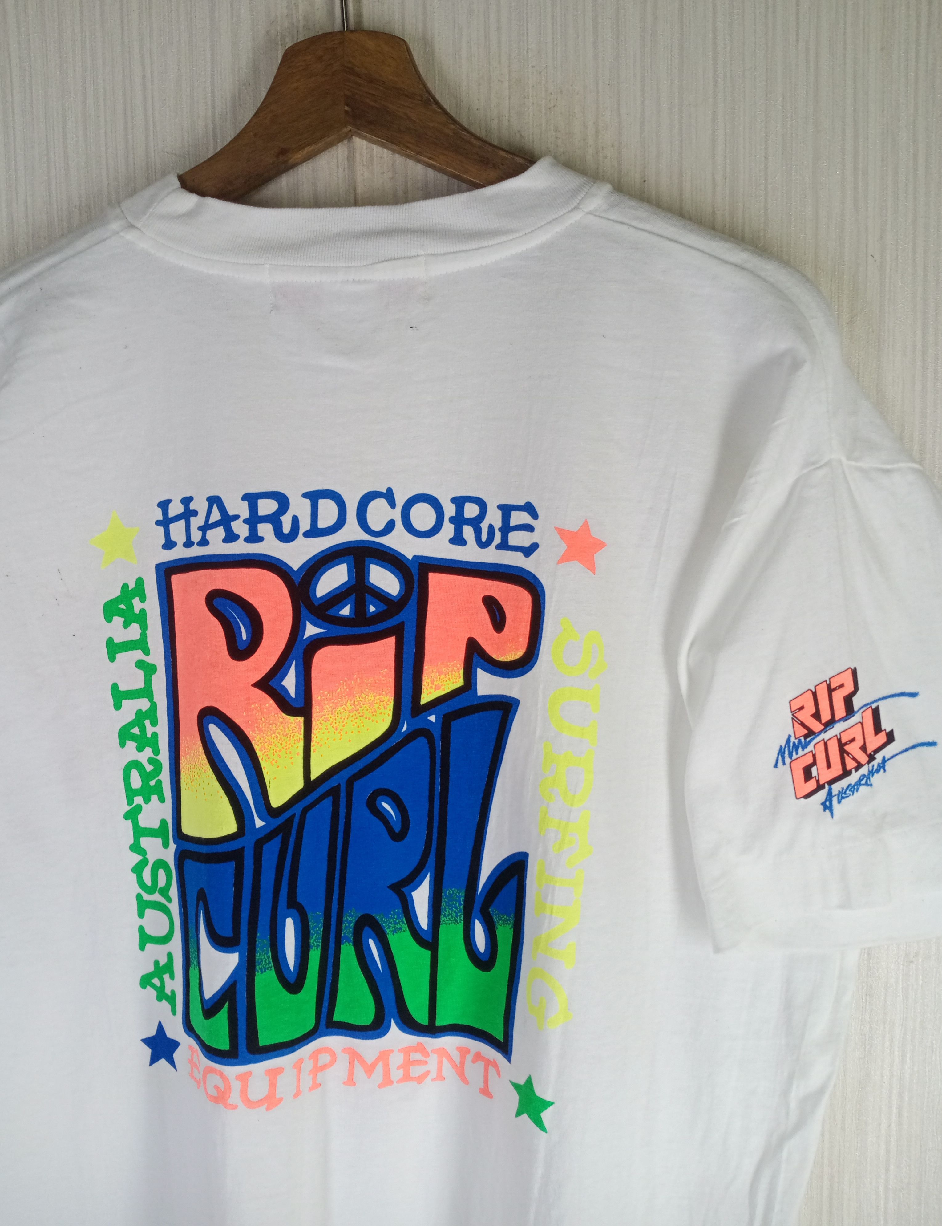Rip Curl Rare Vintage 90s Rip Curl Equipment For Surfing Tshirt Size US M / EU 48-50 / 2 - 2 Thumbnail