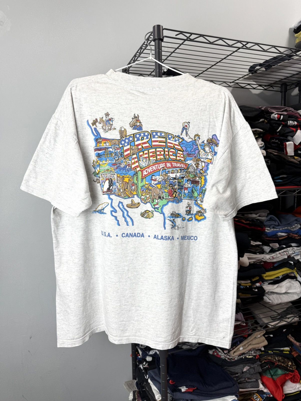 Vintage 1990’s Rare! Vintage Trek America Adventure Oneita T Shirt Size US L / EU 52-54 / 3 - 1 Thumbnail