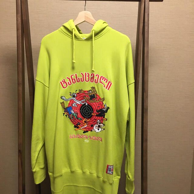 image of Vetements Cartoon Hoodie Xs in Green, Men's