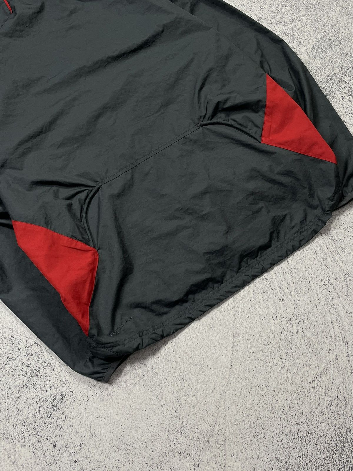 Nike × Vintage Vintage Nike Nylon Drill Y2K Training Jacket Size US XL / EU 56 / 4 - 13 Thumbnail