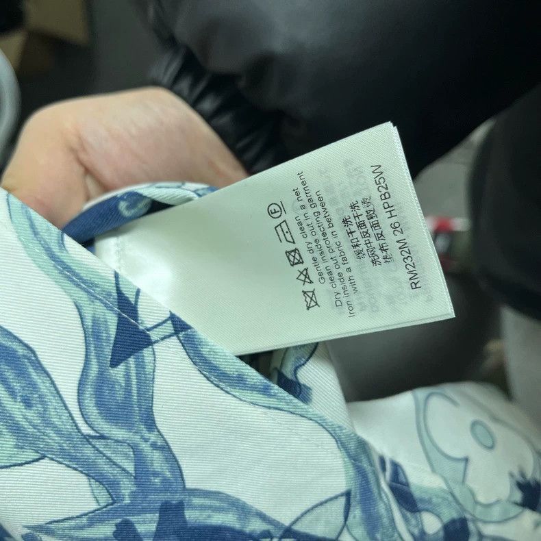 Louis Vuitton Louis Vuitton Full print seaweed shirt jacket 2504-Nextarro Size US S / EU 44-46 / 1 - 5 Thumbnail
