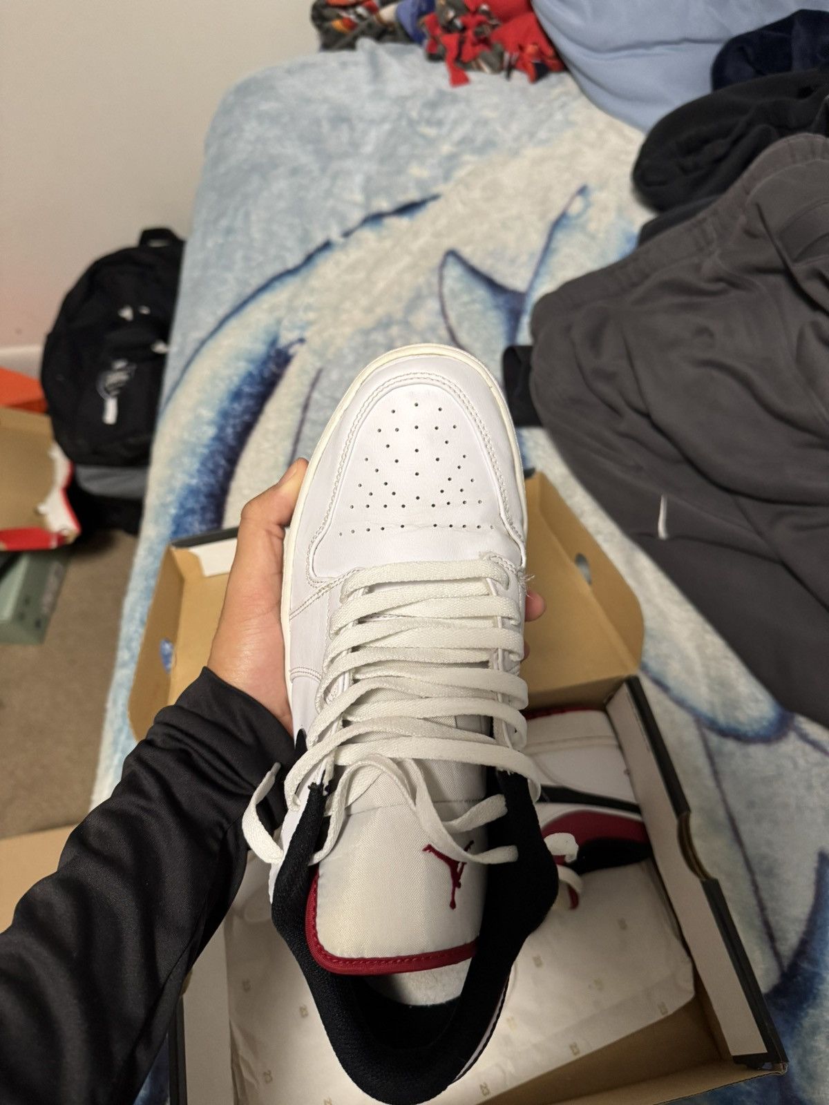 Jordan Brand Jordan 1 Low White University Red Size US 12 / EU 45 - 6 Thumbnail