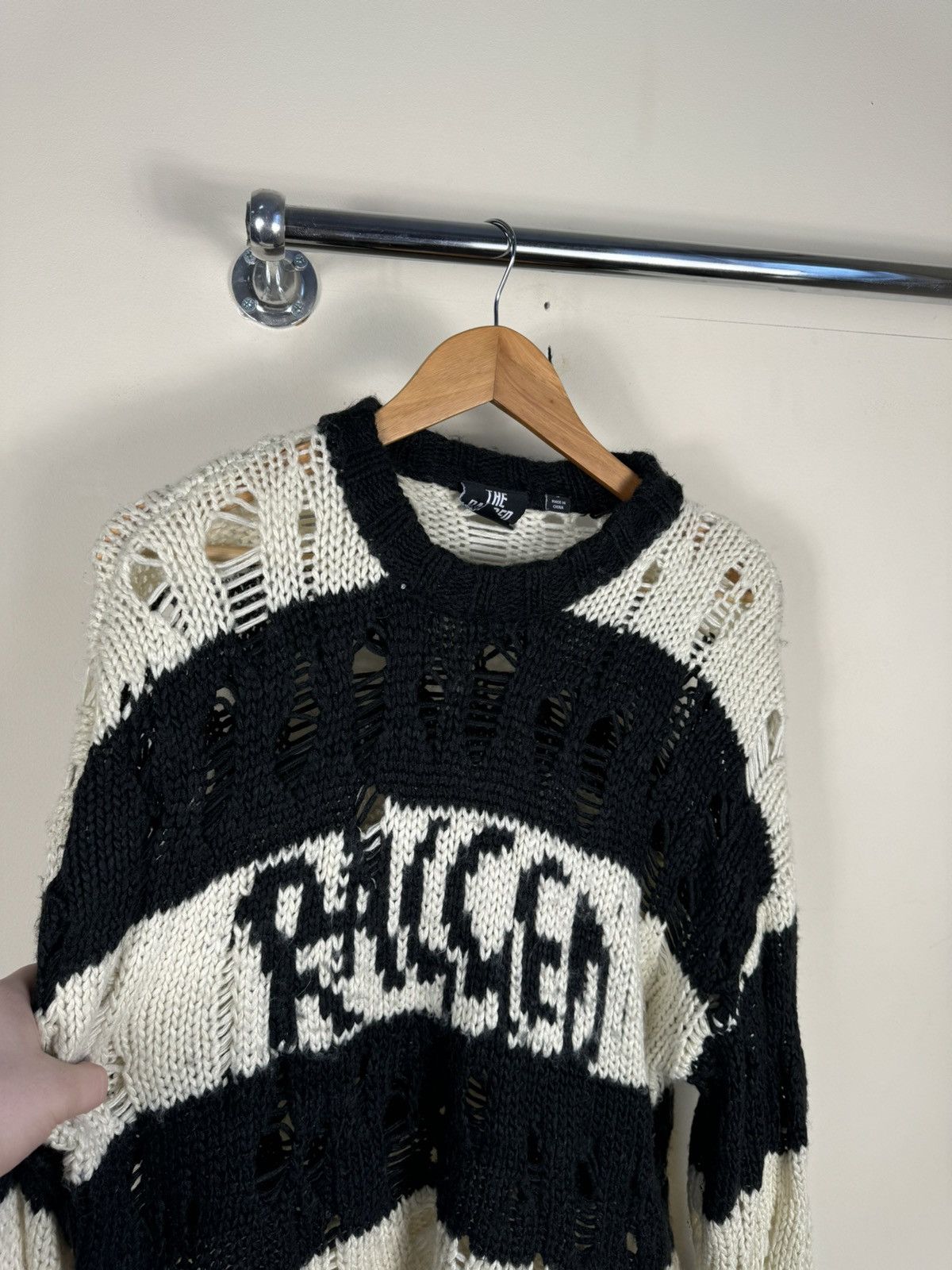 The Ragged Priest The Ragged Priest Distressed Striped Knit Jumper Size S / US 4 / IT 40 - 2 Thumbnail