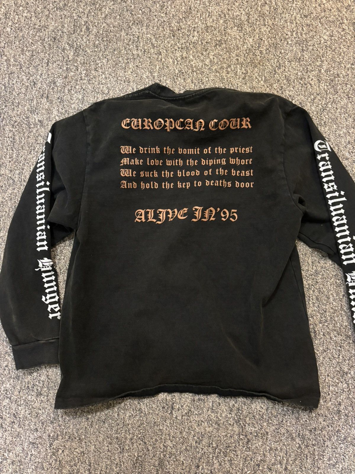 Vintage Venom black metal longsleeve Size US M / EU 48-50 / 2 - 4 Thumbnail