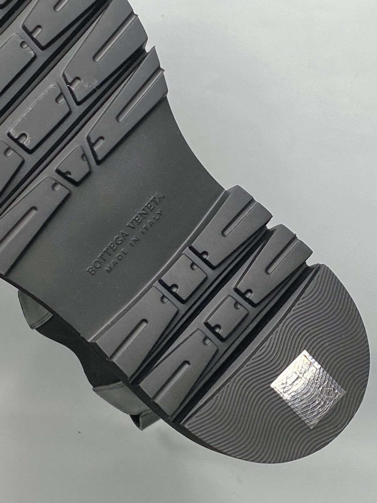 Bottega Veneta Bottega Veneta Lug Sole Leather Boots size 37.5 Size US 7.5 / IT 37.5 - 14 Thumbnail