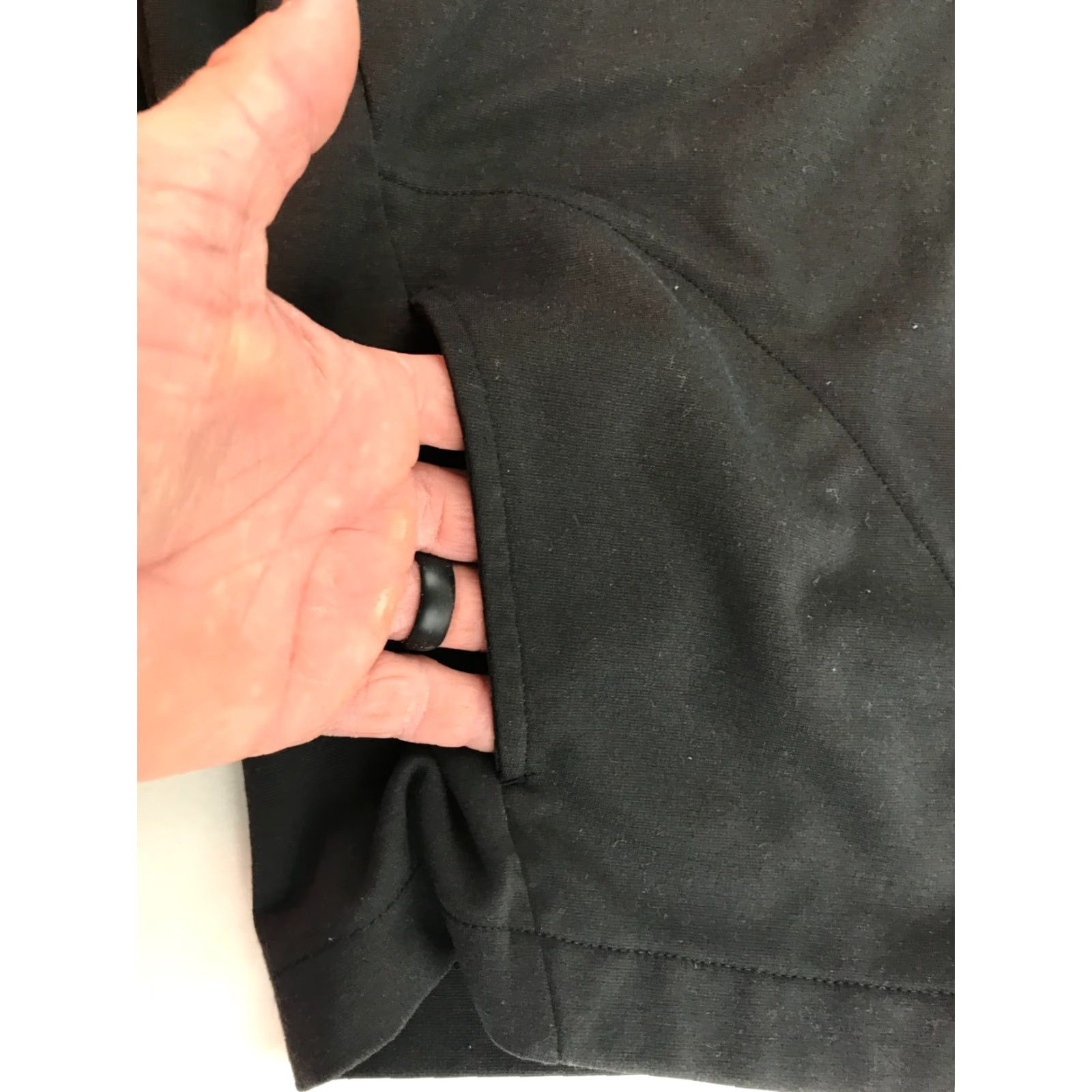 Avia Avia Activewear Hoodie Women's M Black Pullover Regular Size Medium Pullover Hoodie Modern Activewear Womens Size M / US 6-8 / IT 42-44 - 3 Thumbnail