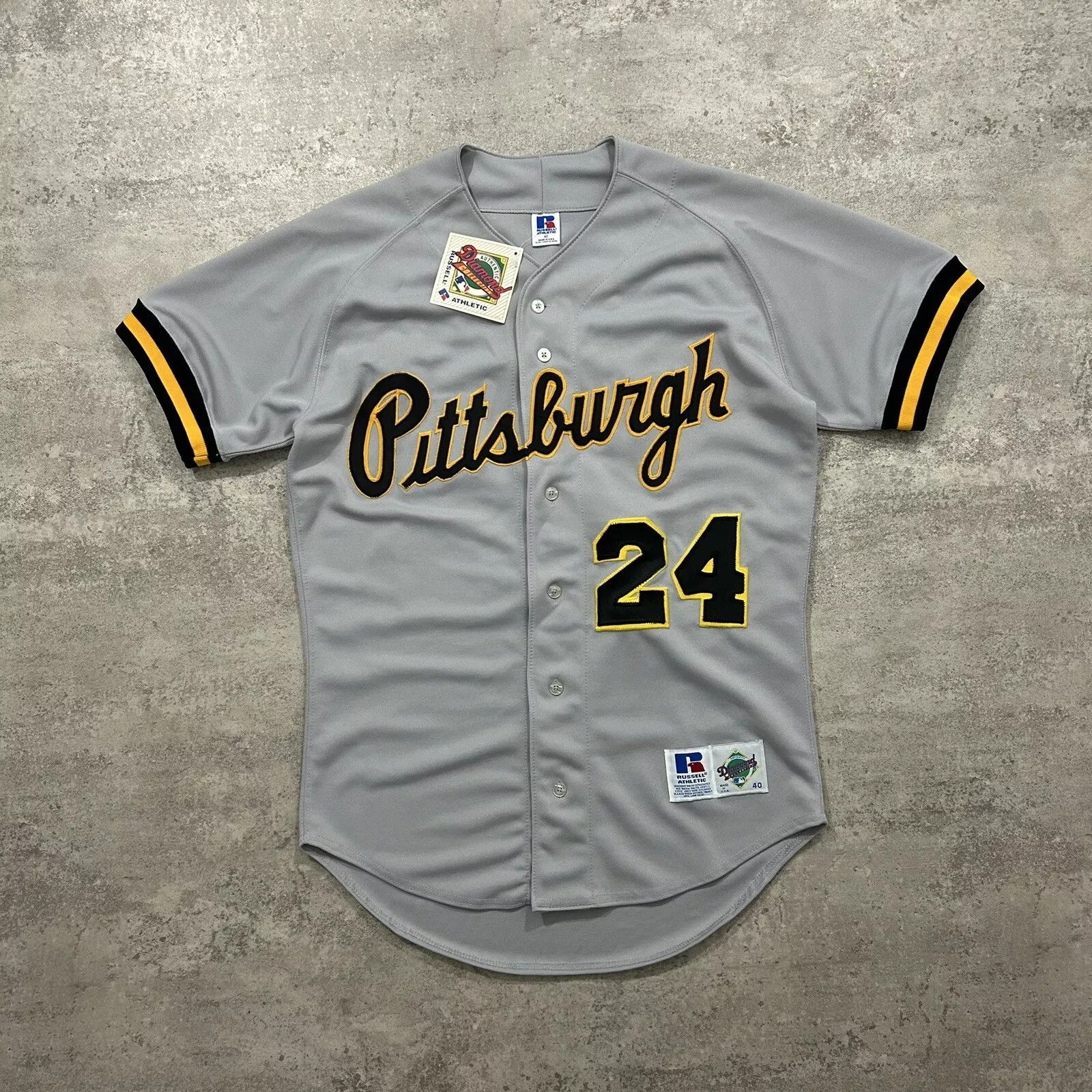 MLB × Vintage BARRY BONDS PITTSBURGH PIRATES RUSSELL ATHLETIC AUTHENTIC Size US M / EU 48-50 / 2 - 2 Thumbnail