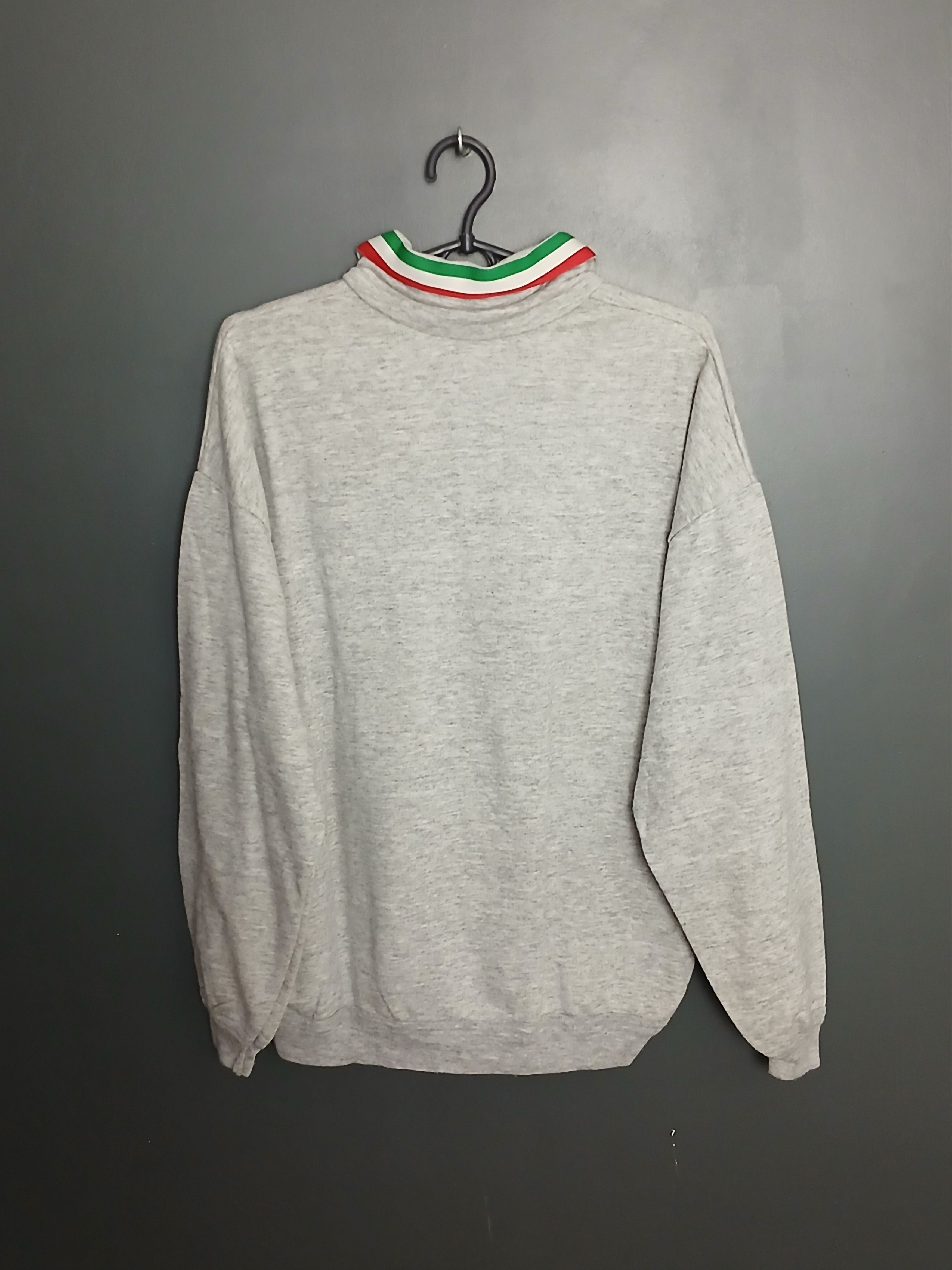 Vintage Vintage 1990 Italy FIFA World Cup Football Sweatshirt Size US L / EU 52-54 / 3 - 2 Thumbnail